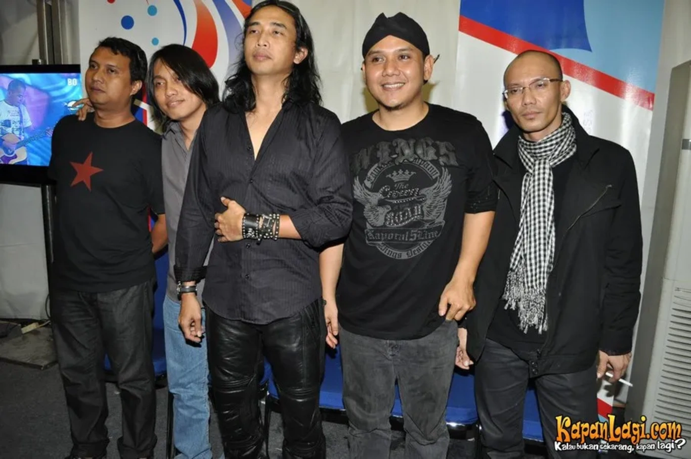Jika Anda tidak melihat foto Padi, kemungkinan karena foto dengan nomor tersebut tidak tersedia di Kapanlagi.com™