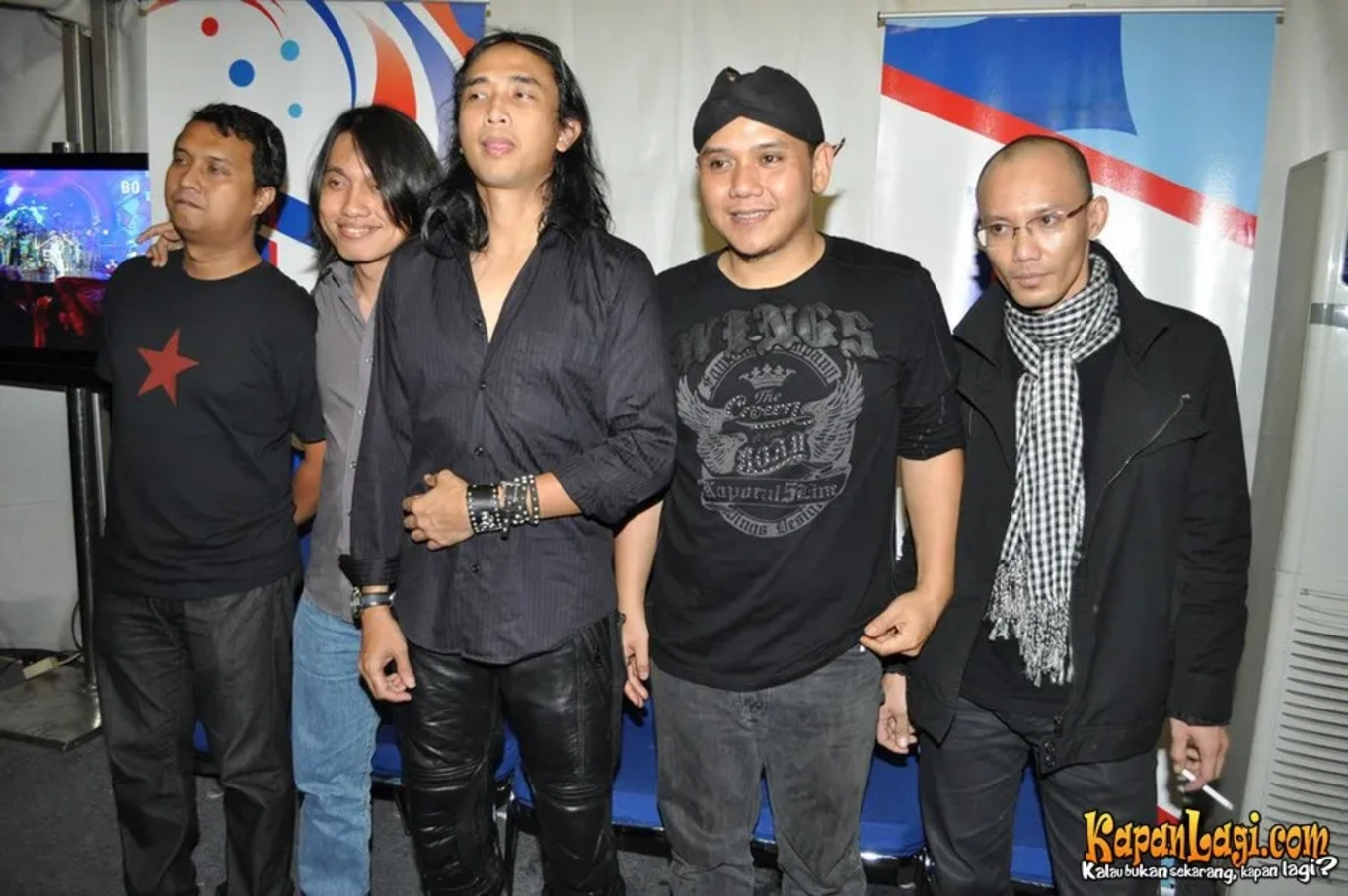 Jika Anda tidak melihat foto Padi, kemungkinan karena foto dengan nomor tersebut tidak tersedia di Kapanlagi.com™