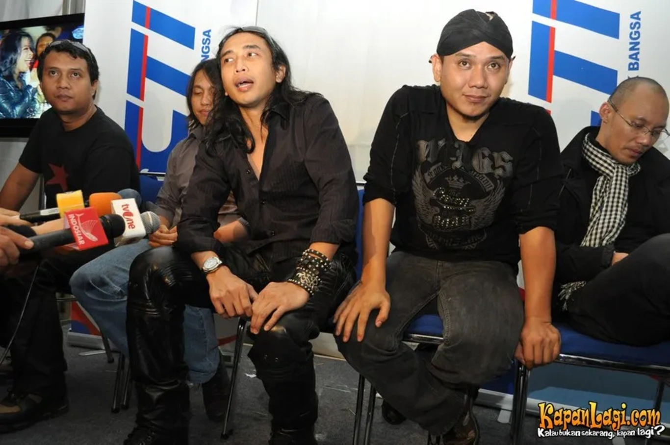 Jika Anda tidak melihat foto Padi, kemungkinan karena foto dengan nomor tersebut tidak tersedia di Kapanlagi.com™