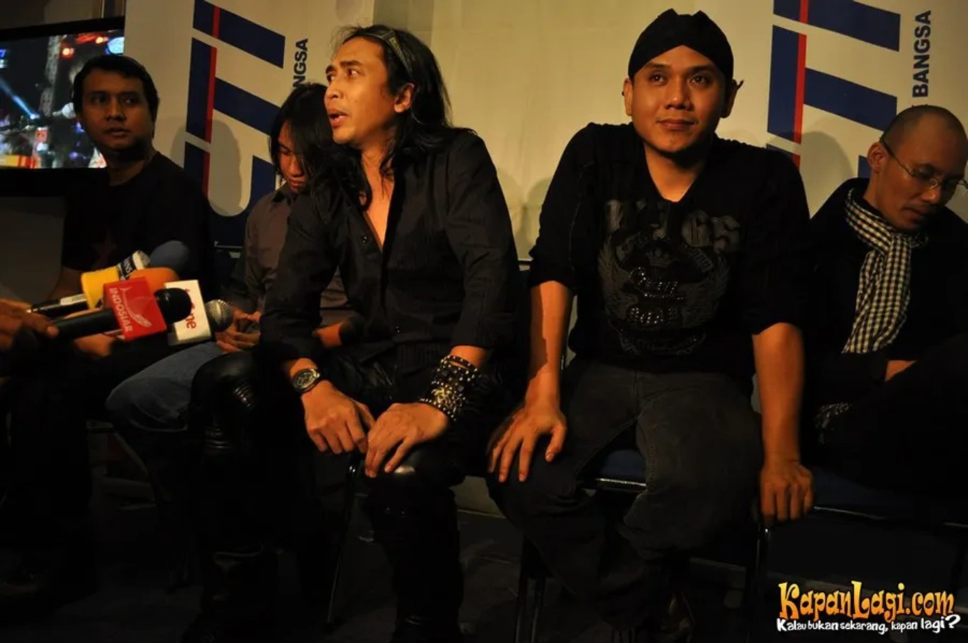 Jika Anda tidak melihat foto Padi, kemungkinan karena foto dengan nomor tersebut tidak tersedia di Kapanlagi.com™
