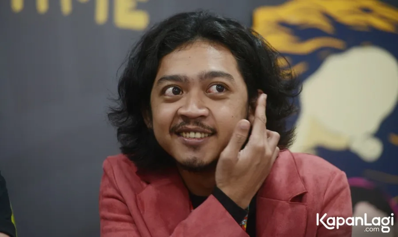 Jika Anda tidak melihat foto Pamungkas, kemungkinan karena foto dengan nomor tersebut tidak tersedia di Kapanlagi.com™