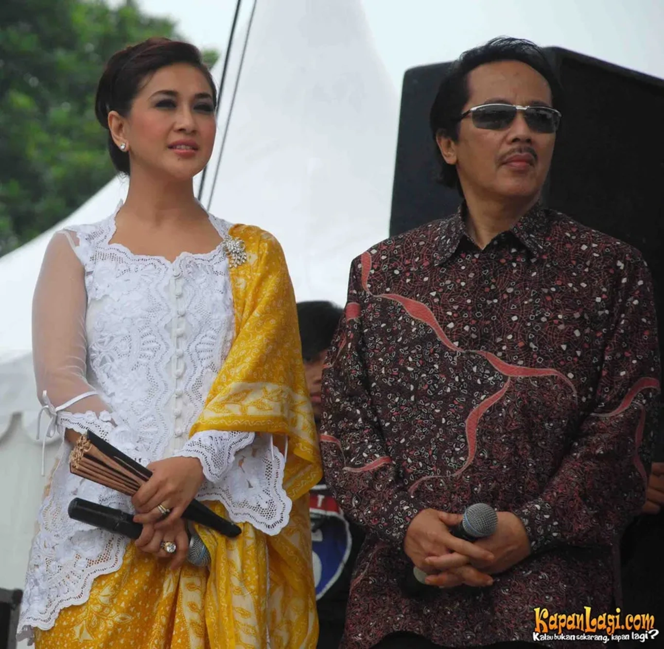 Jika Anda tidak melihat foto Paramitha Rusady, kemungkinan karena foto dengan nomor tersebut tidak tersedia di Kapanlagi.com™
