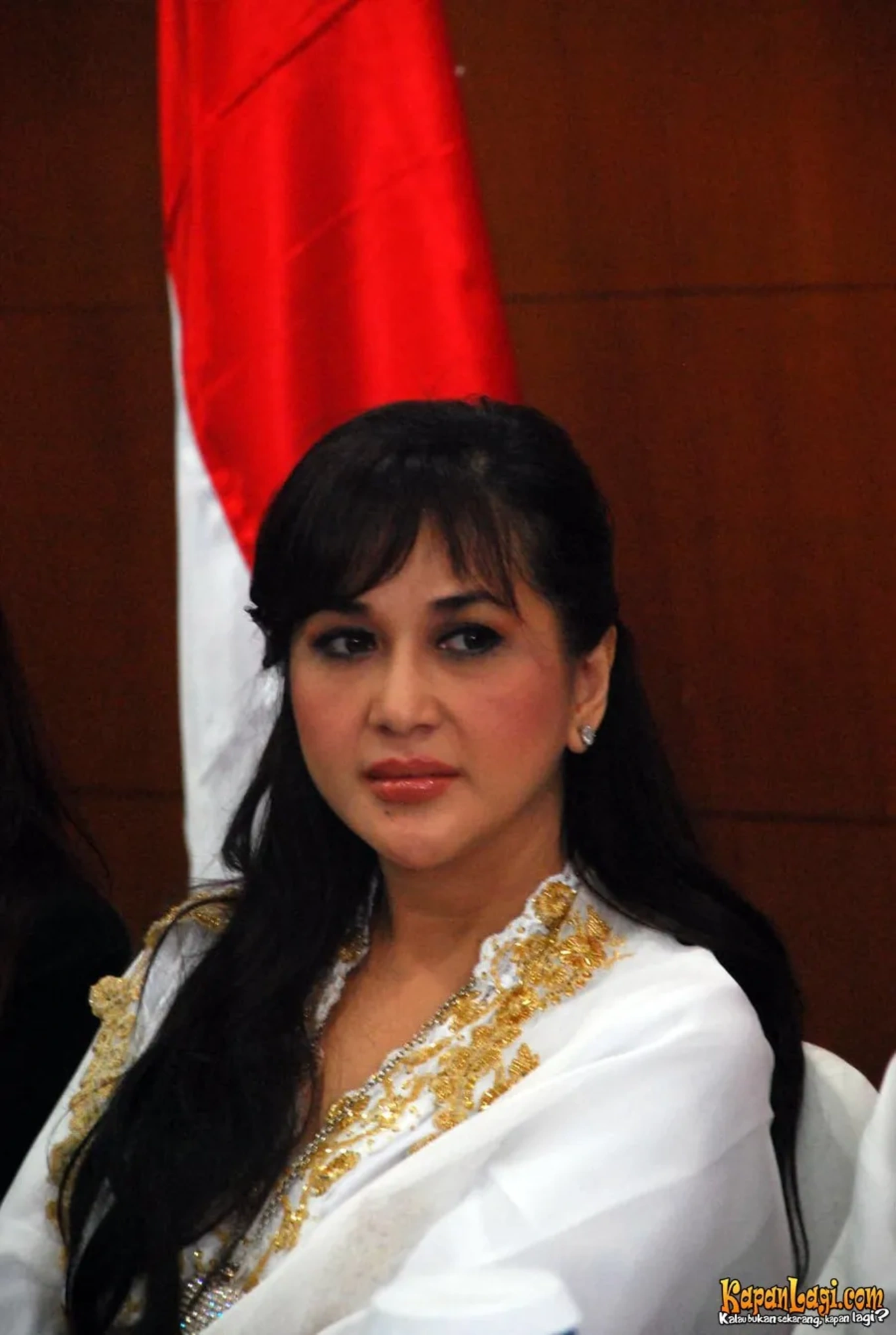 Jika Anda tidak melihat foto Paramitha Rusady, kemungkinan karena foto dengan nomor tersebut tidak tersedia di Kapanlagi.com™