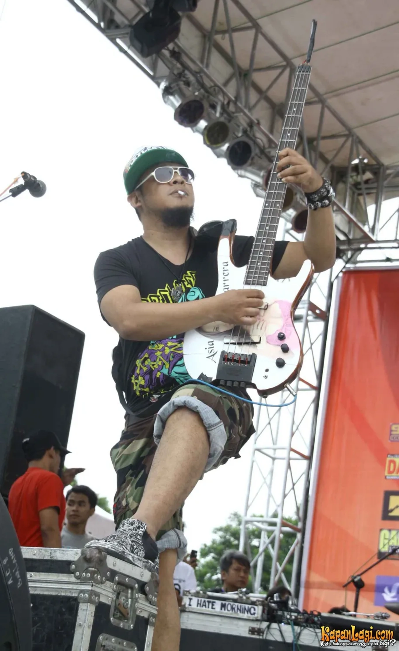 Jika Anda tidak melihat foto Pas Band, kemungkinan karena foto dengan nomor tersebut tidak tersedia di Kapanlagi.com™