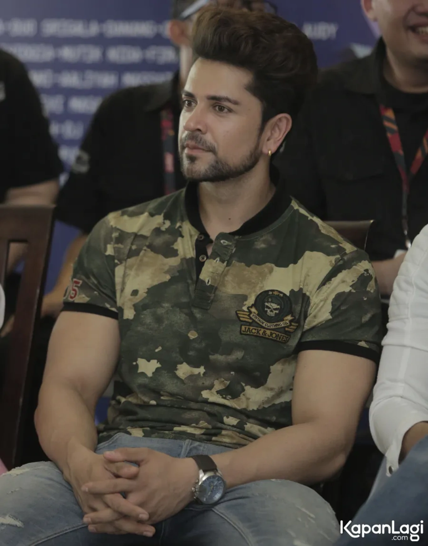 Jika Anda tidak melihat foto Piyush Sahdev, kemungkinan karena foto dengan nomor tersebut tidak tersedia di Kapanlagi.com™