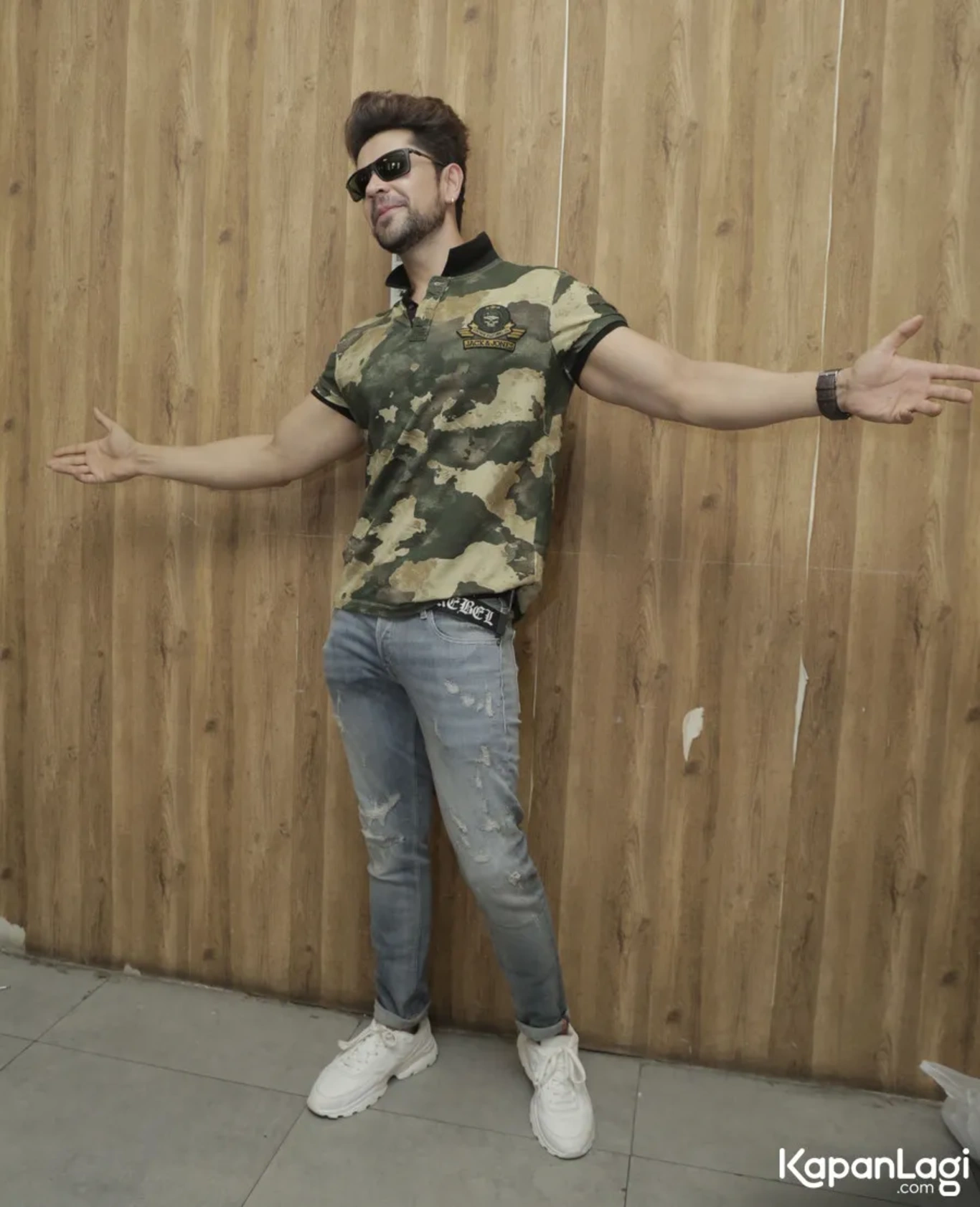 Jika Anda tidak melihat foto Piyush Sahdev, kemungkinan karena foto dengan nomor tersebut tidak tersedia di Kapanlagi.com™