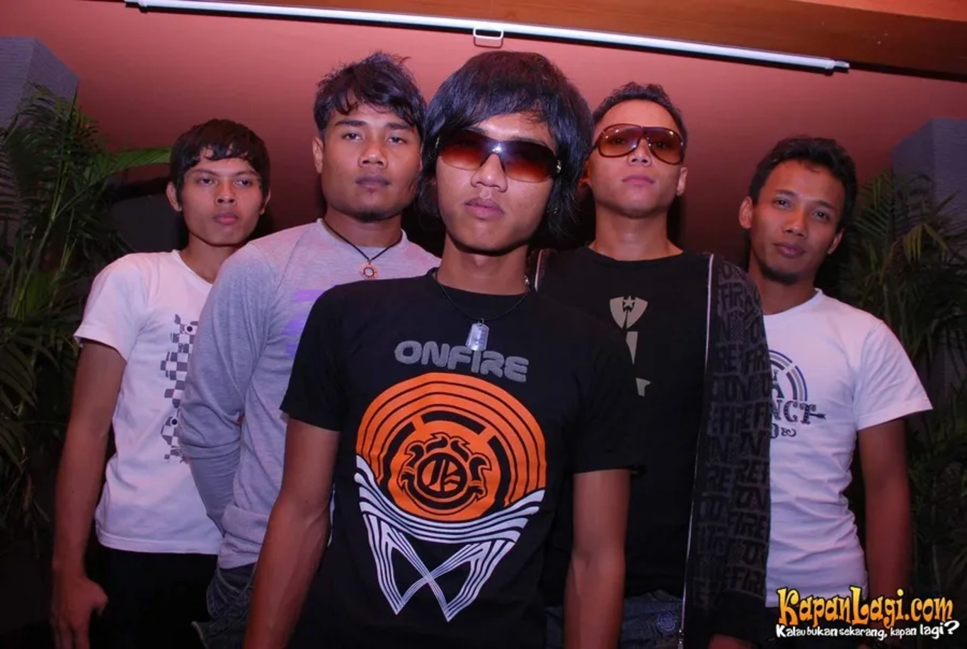 Jika Anda tidak melihat foto Pl4t Band, kemungkinan karena foto dengan nomor tersebut tidak tersedia di Kapanlagi.com™