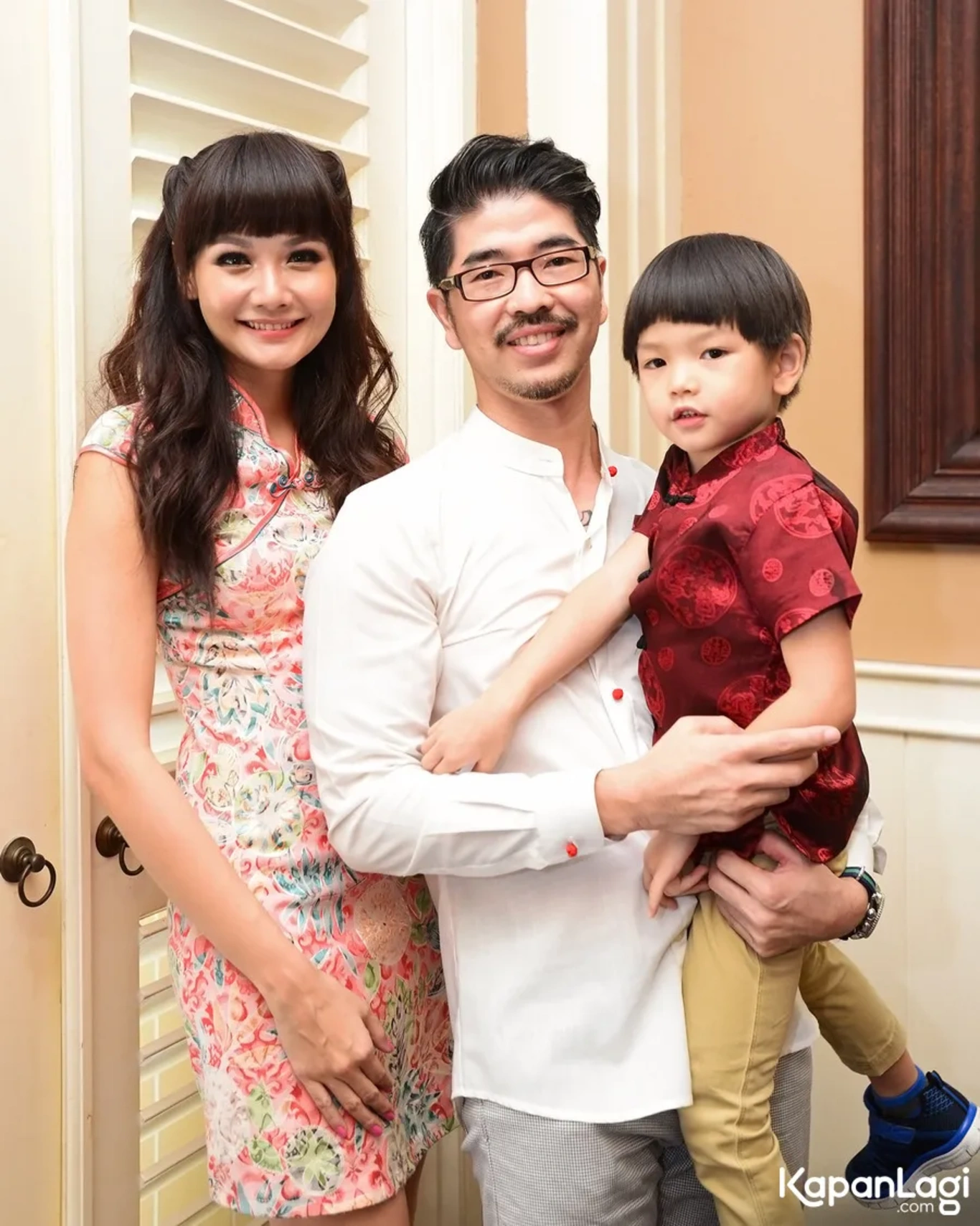 Jika Anda tidak melihat foto Popo, kemungkinan karena foto dengan nomor tersebut tidak tersedia di Kapanlagi.com™
