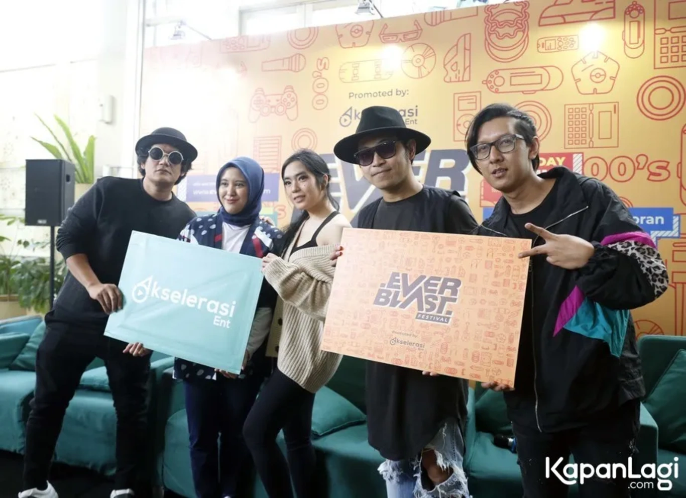 Jika Anda tidak melihat foto Prisa, kemungkinan karena foto dengan nomor tersebut tidak tersedia di Kapanlagi.com™