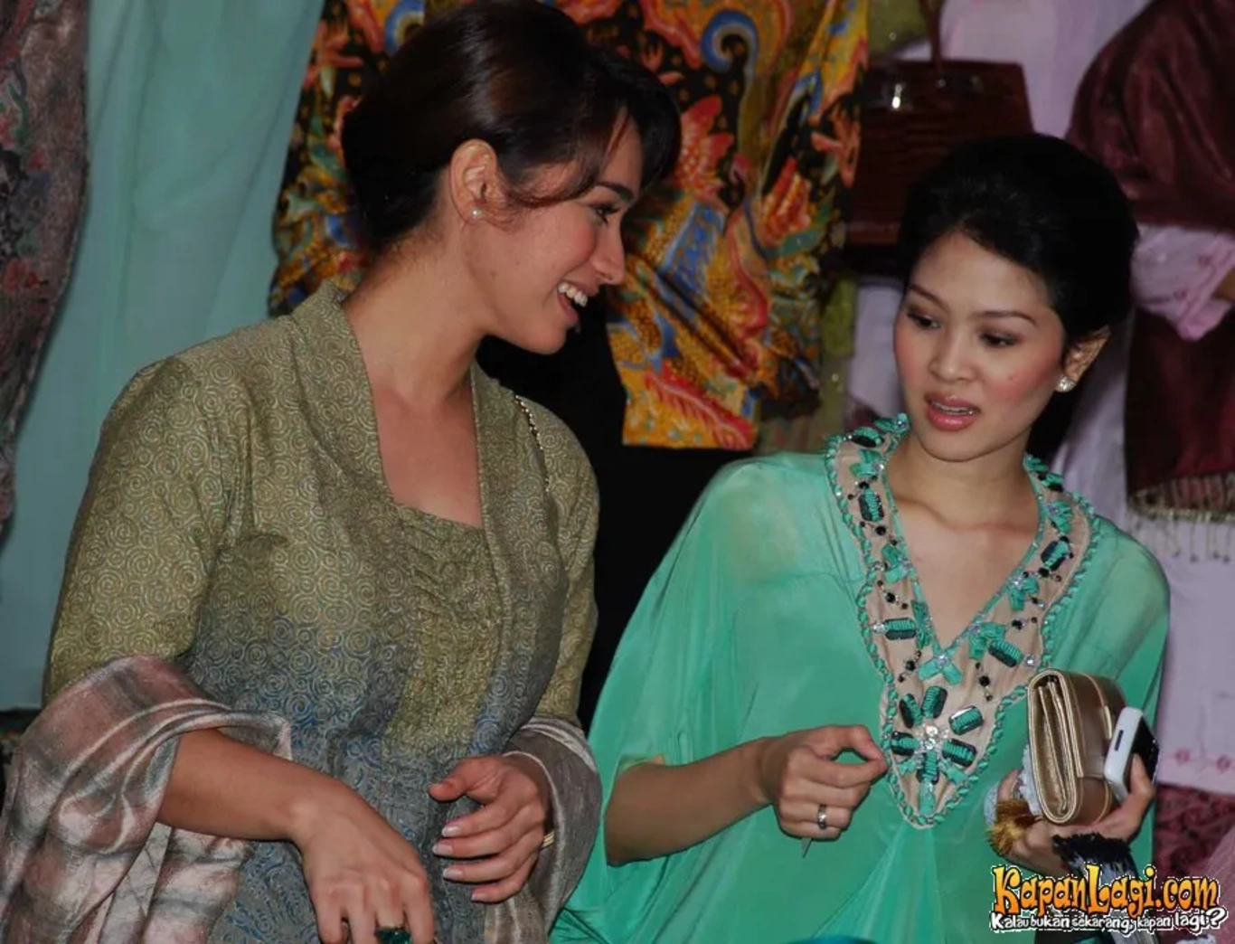 Jika Anda tidak melihat foto Priscillia, kemungkinan karena foto dengan nomor tersebut tidak tersedia di Kapanlagi.com™