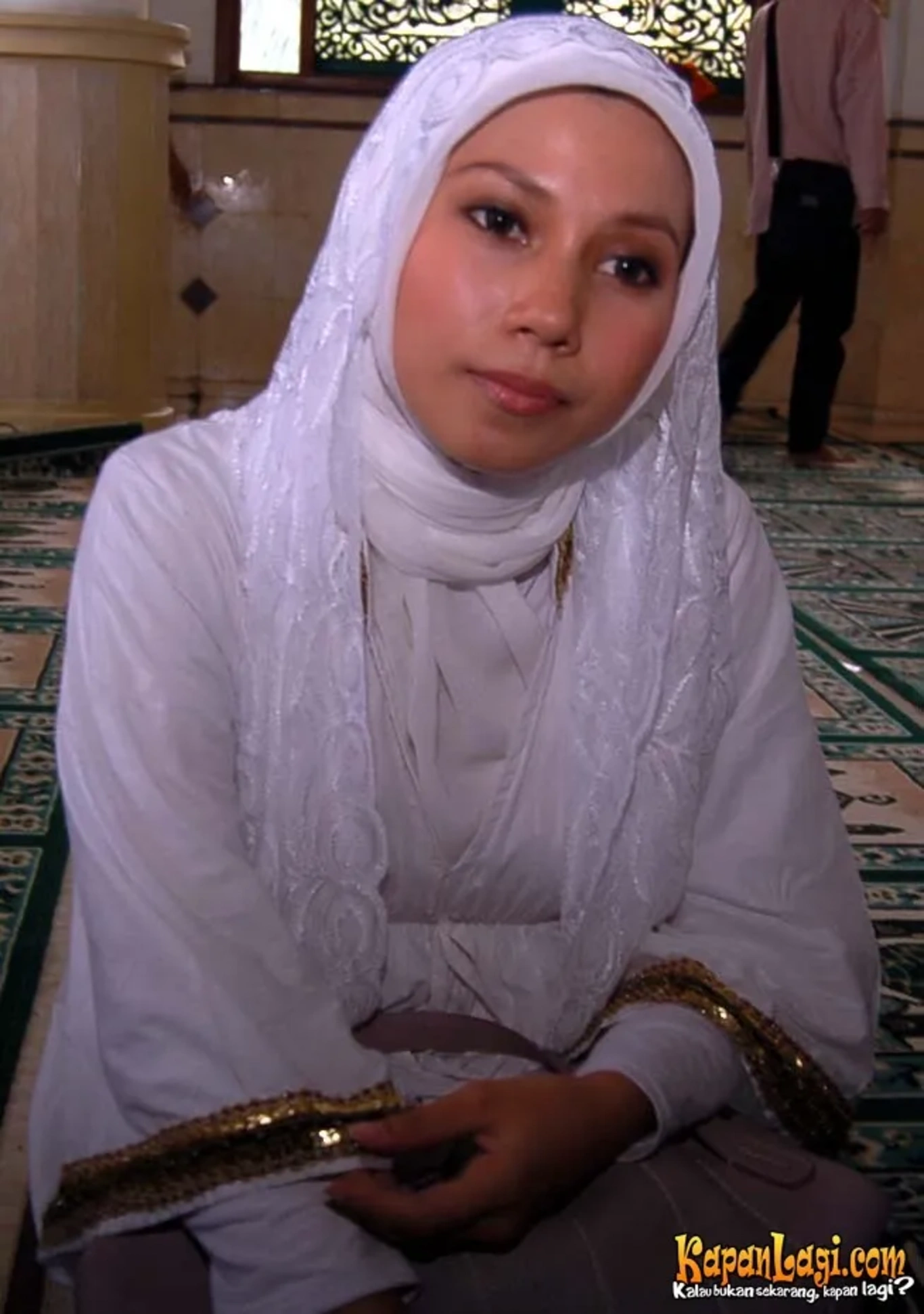 Jika Anda tidak melihat foto Puput Melati, kemungkinan karena foto dengan nomor tersebut tidak tersedia di Kapanlagi.com™