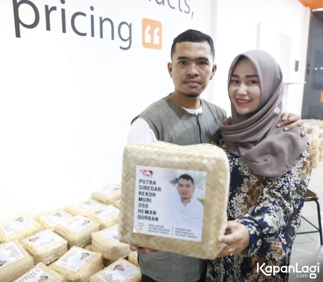 Jika Anda tidak melihat foto Putra Siregar, kemungkinan karena foto dengan nomor tersebut tidak tersedia di Kapanlagi.com™