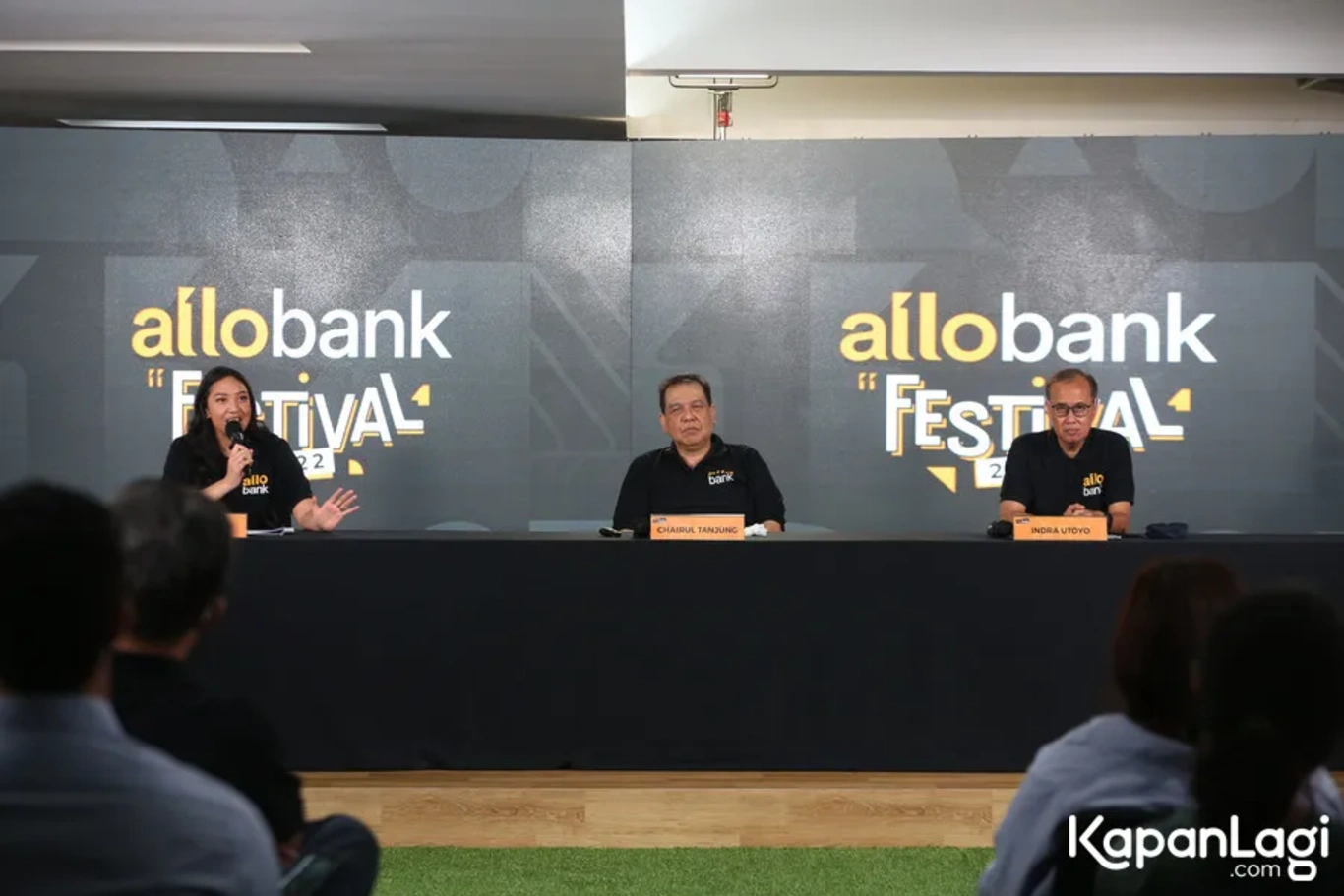 Jika Anda tidak melihat foto Putri Tanjung, kemungkinan karena foto dengan nomor tersebut tidak tersedia di Kapanlagi.com™