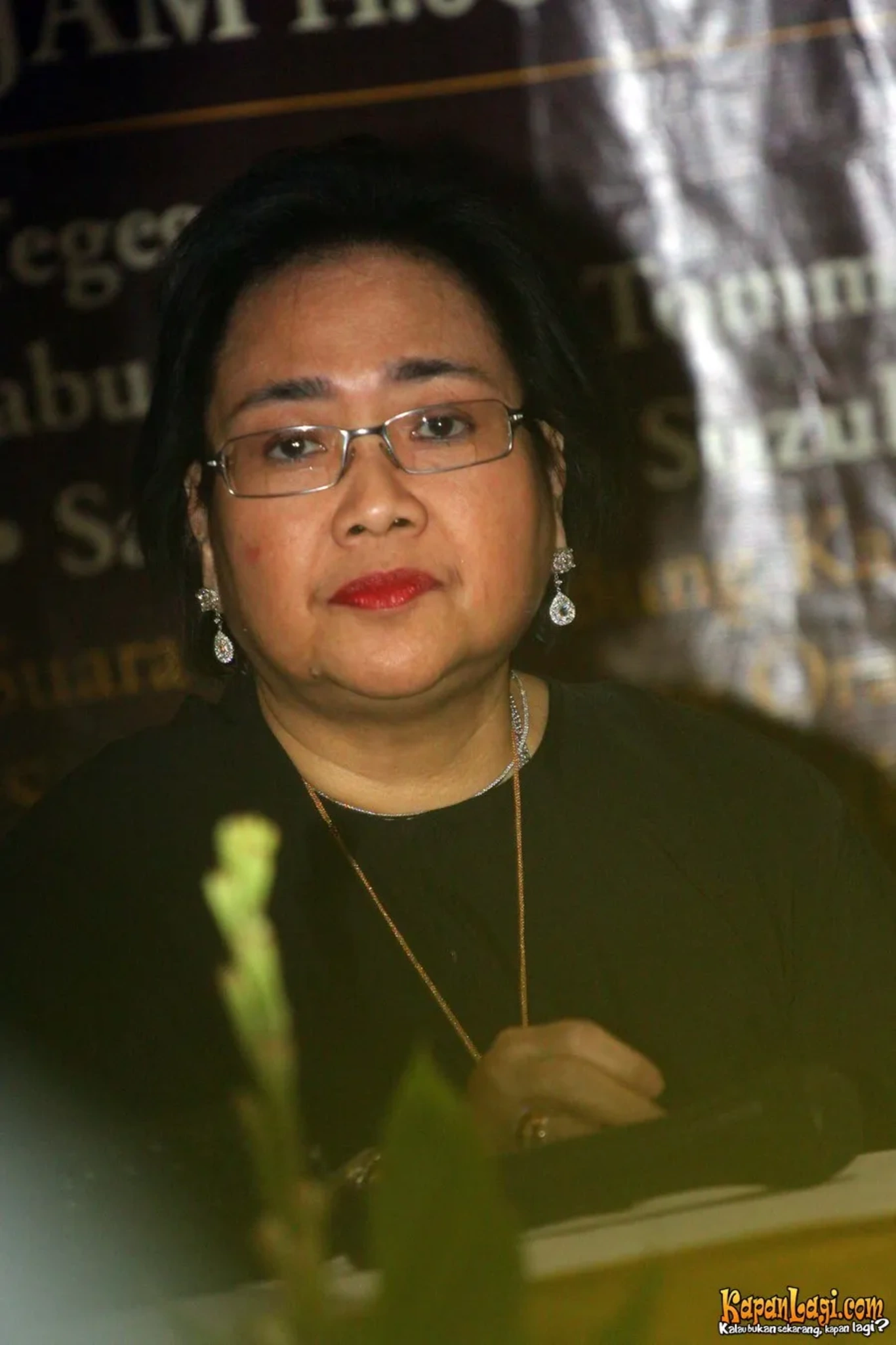 Jika Anda tidak melihat foto Rachmawati Soekarnoputri, kemungkinan karena foto dengan nomor tersebut tidak tersedia di Kapanlagi.com™