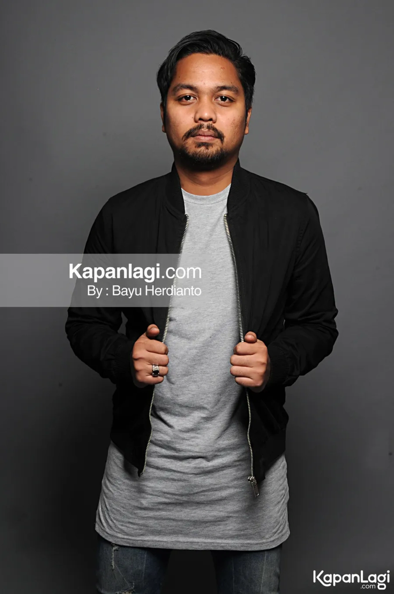 Jika Anda tidak melihat foto Radha Armada, kemungkinan karena foto dengan nomor tersebut tidak tersedia di Kapanlagi.com™