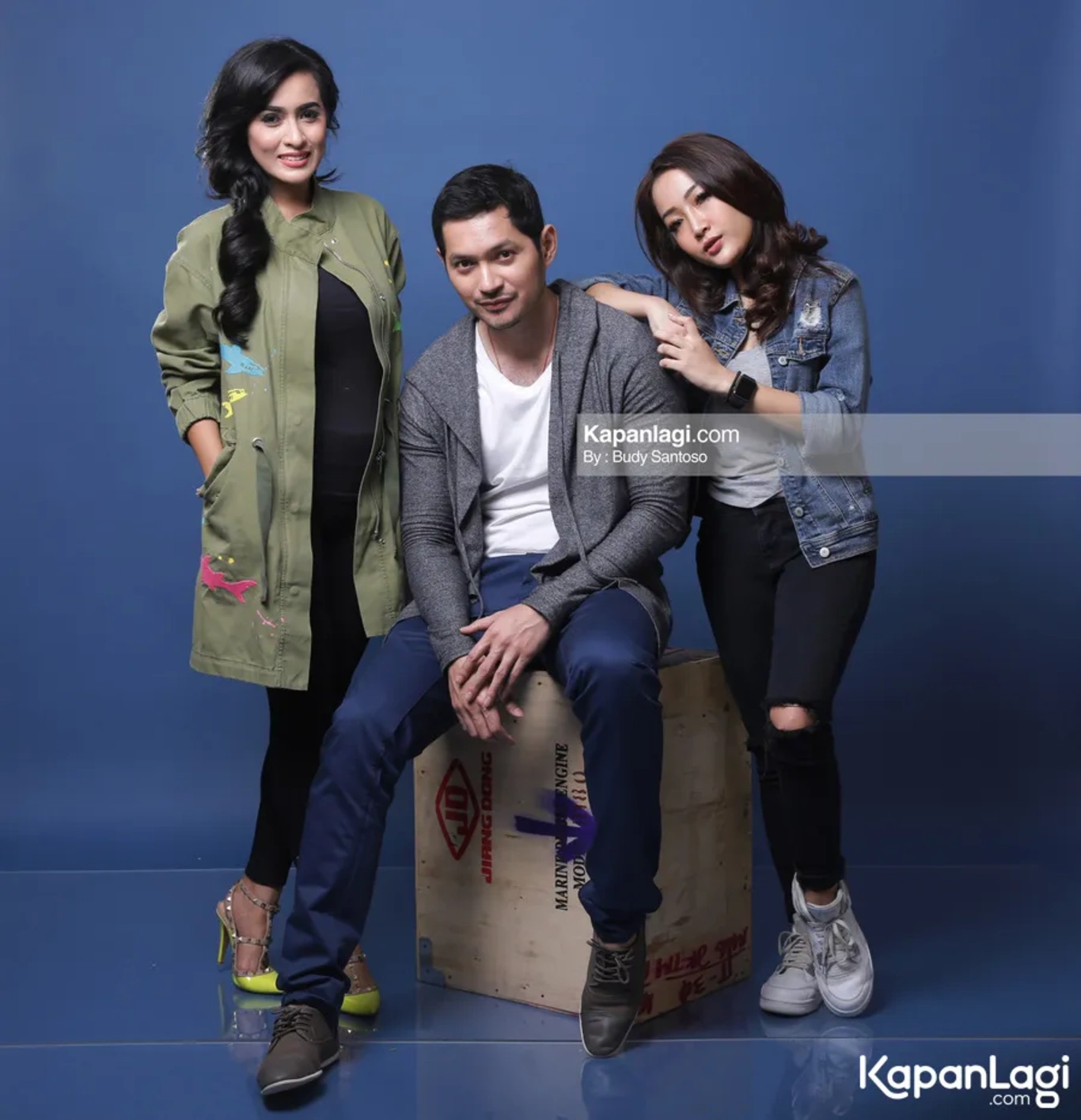 Jika Anda tidak melihat foto Ratu Azalia, kemungkinan karena foto dengan nomor tersebut tidak tersedia di Kapanlagi.com™
