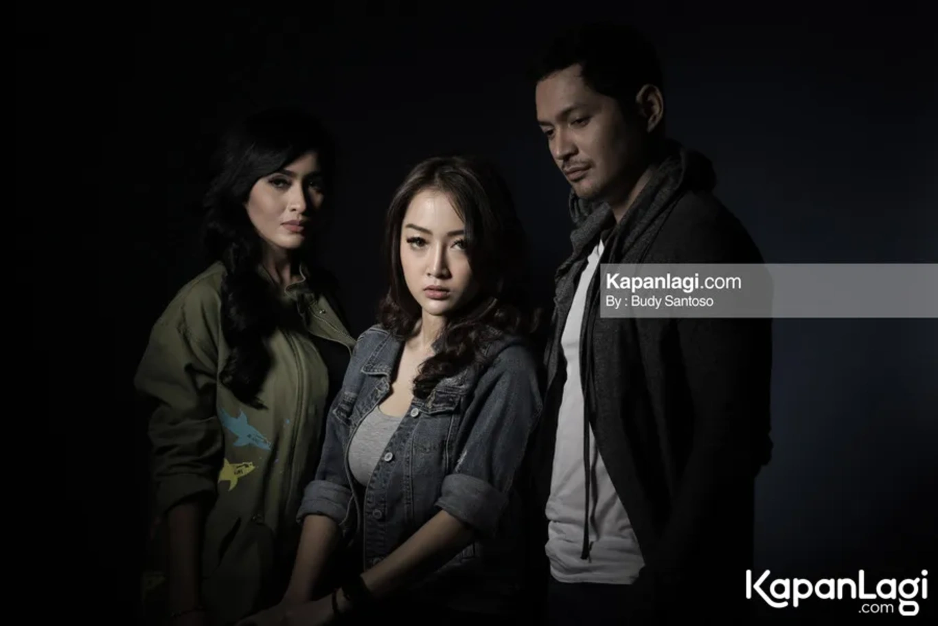 Jika Anda tidak melihat foto Ratu Azalia, kemungkinan karena foto dengan nomor tersebut tidak tersedia di Kapanlagi.com™