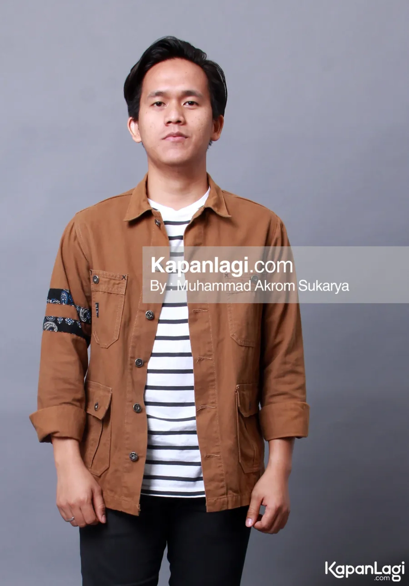 Jika Anda tidak melihat foto Ray d Masiv, kemungkinan karena foto dengan nomor tersebut tidak tersedia di Kapanlagi.com™