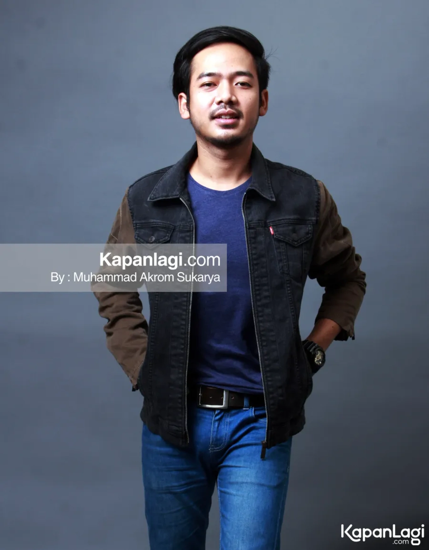 Jika Anda tidak melihat foto Ray d Masiv, kemungkinan karena foto dengan nomor tersebut tidak tersedia di Kapanlagi.com™