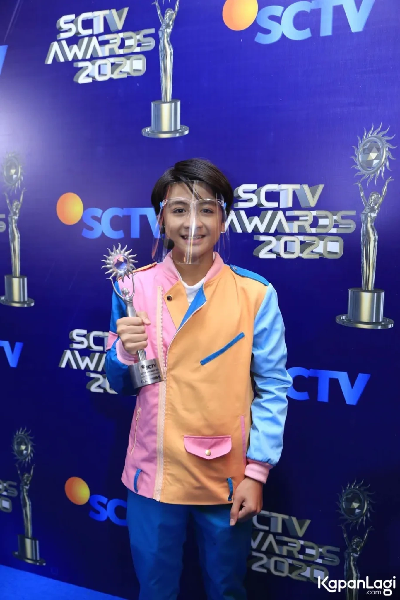 Jika Anda tidak melihat foto Rayensyah Rassya Hidayah, kemungkinan karena foto dengan nomor tersebut tidak tersedia di Kapanlagi.com™