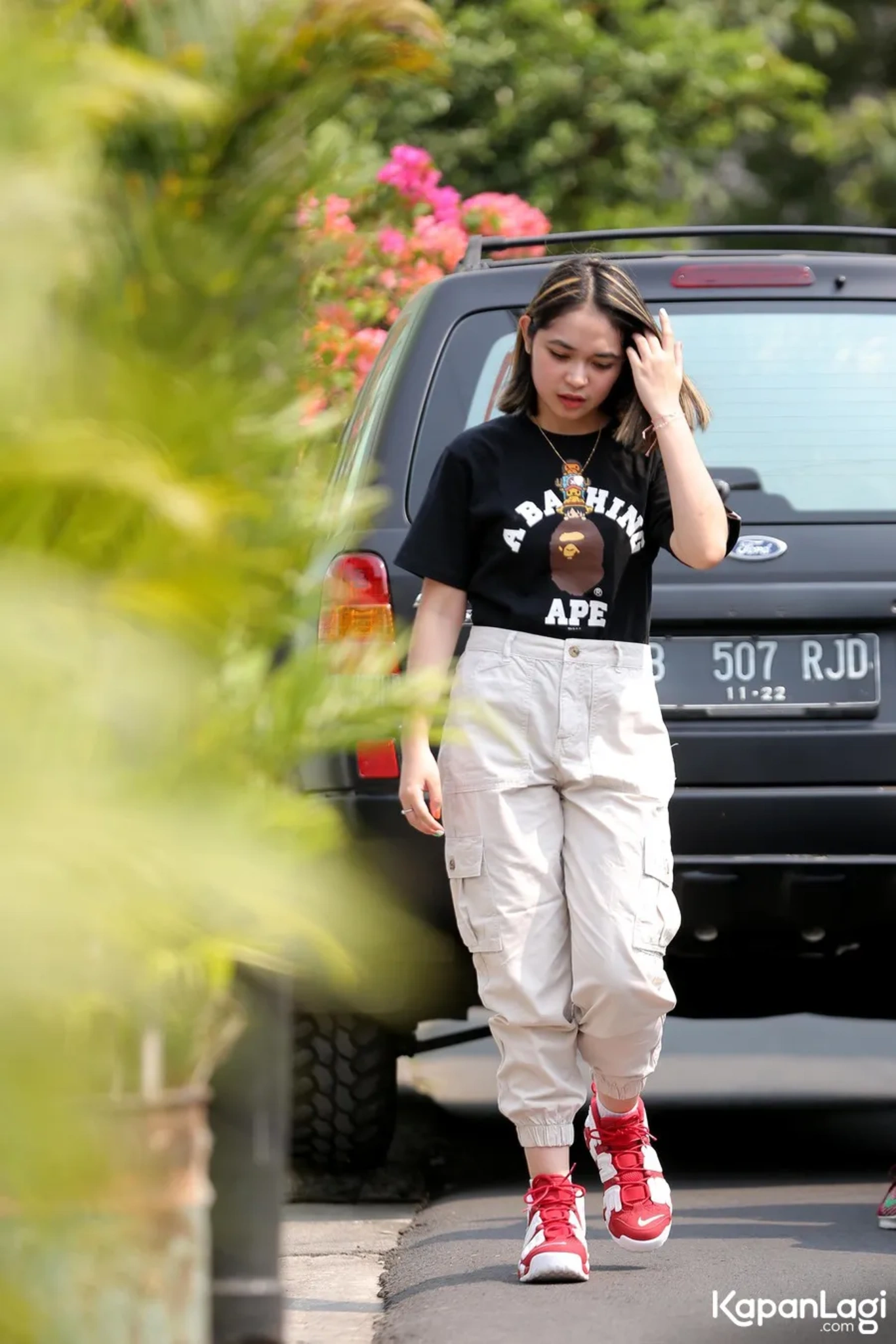 Jika Anda tidak melihat foto Regina Poetiray Regina Geisha, kemungkinan karena foto dengan nomor tersebut tidak tersedia di Kapanlagi.com™