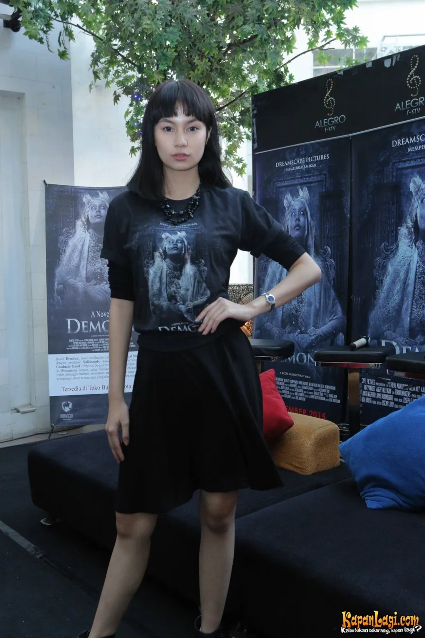 Jika Anda tidak melihat foto Regina Rengganis, kemungkinan karena foto dengan nomor tersebut tidak tersedia di Kapanlagi.com™