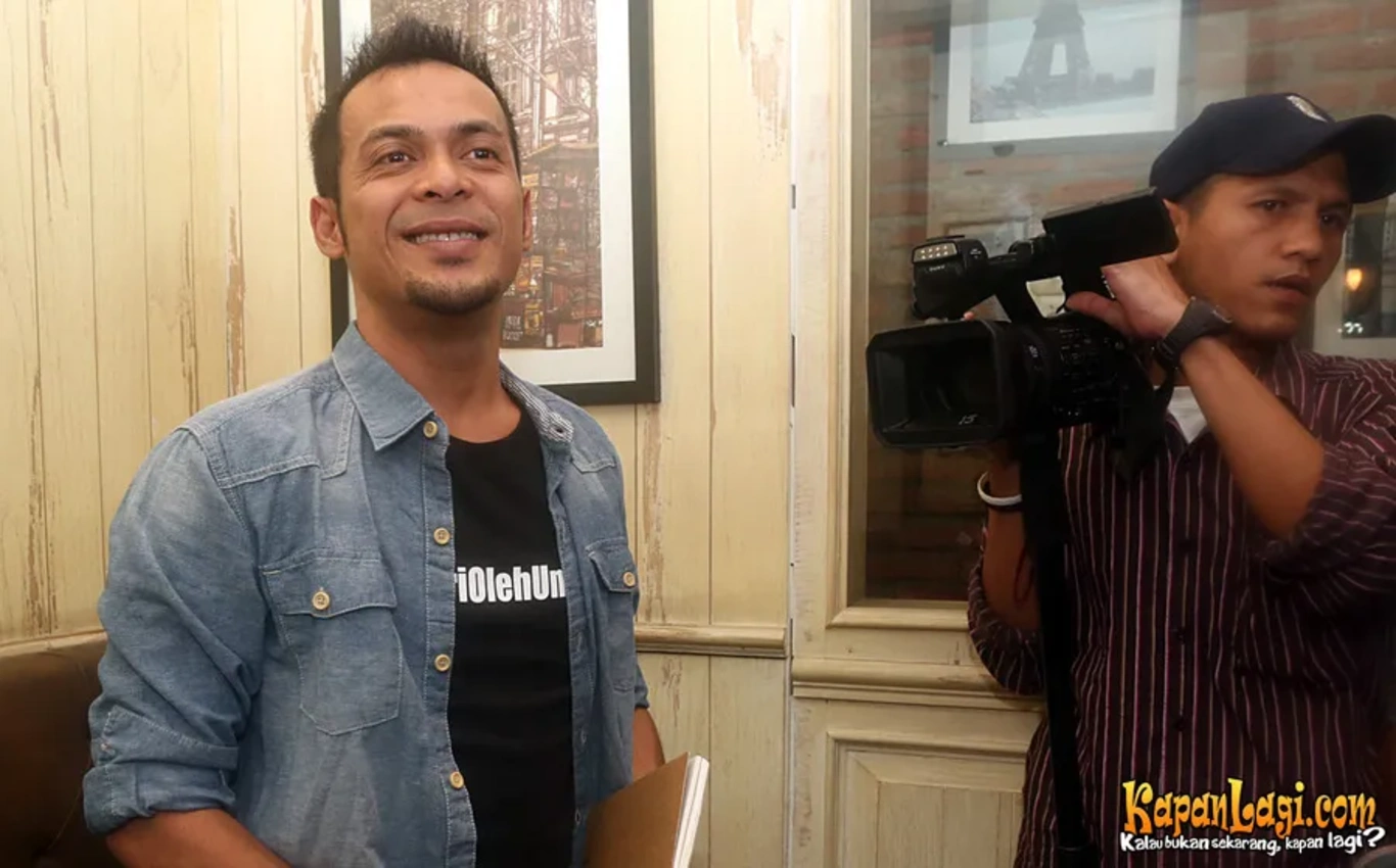 Jika Anda tidak melihat foto Reynold Effendy, kemungkinan karena foto dengan nomor tersebut tidak tersedia di Kapanlagi.com™