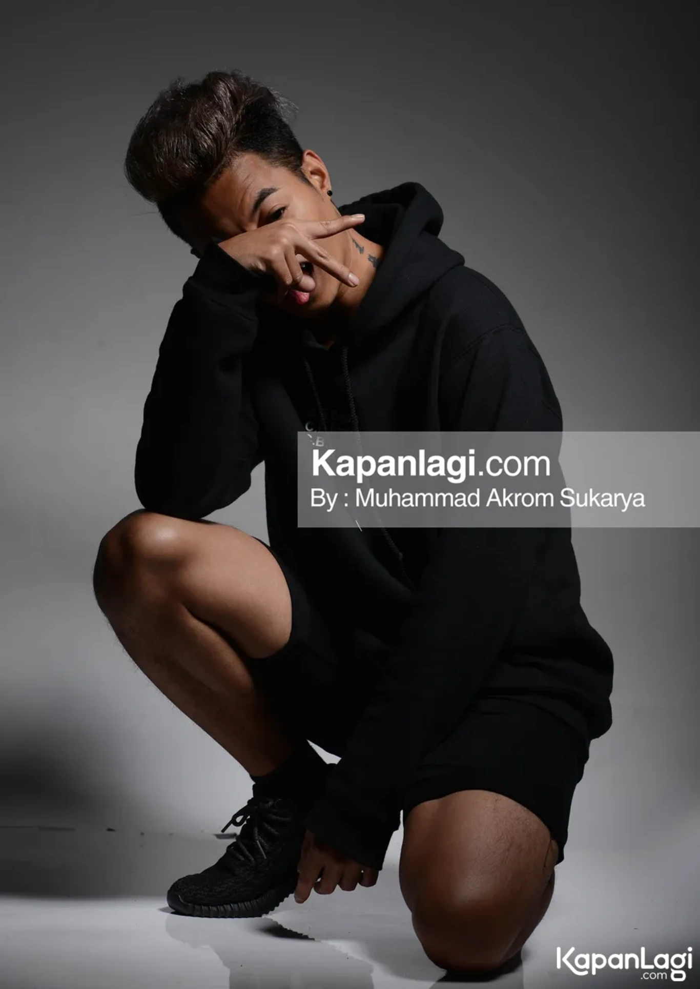 Jika Anda tidak melihat foto Reza Arap, kemungkinan karena foto dengan nomor tersebut tidak tersedia di Kapanlagi.com™