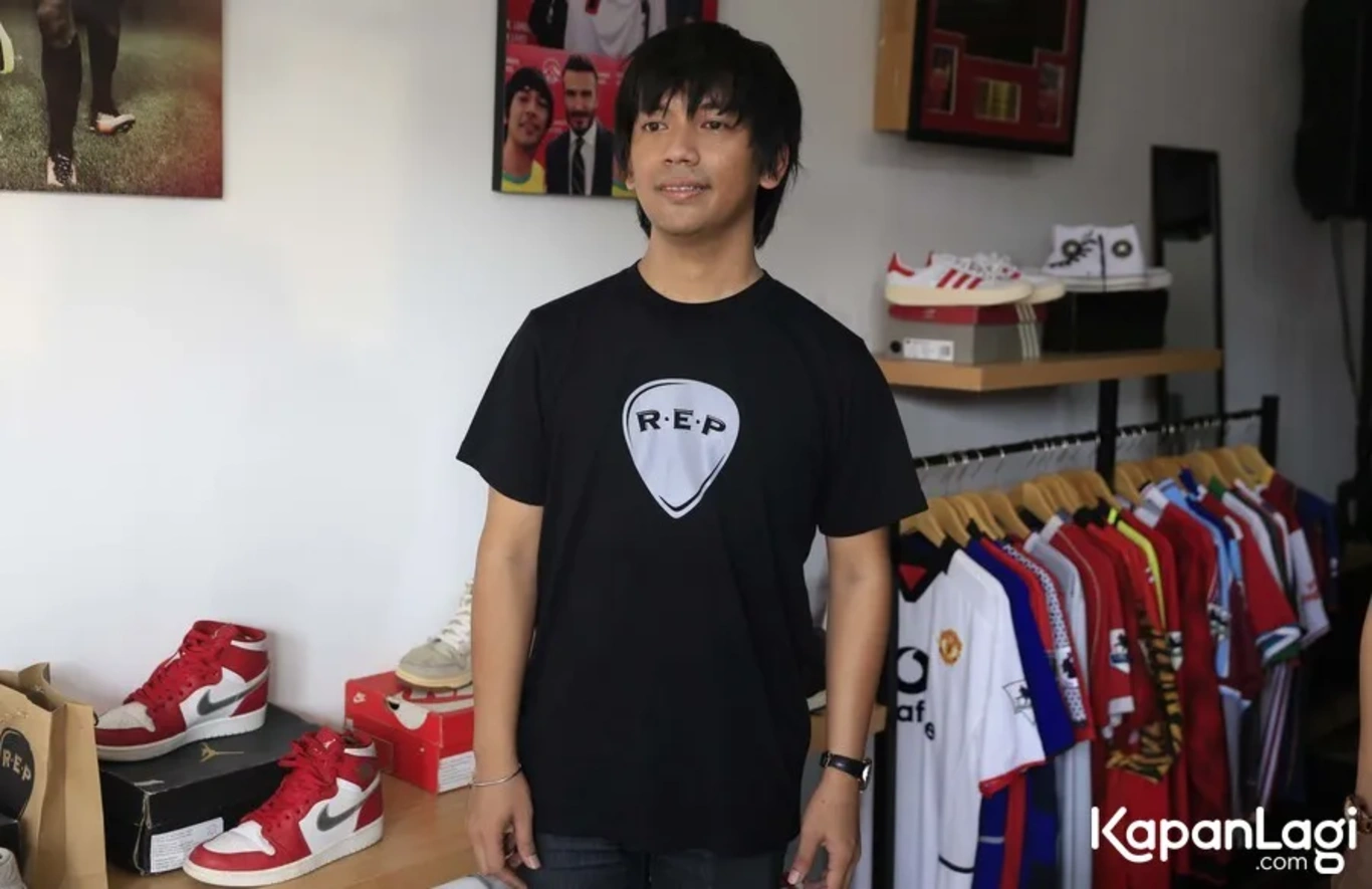 Jika Anda tidak melihat foto Rian D Masiv, kemungkinan karena foto dengan nomor tersebut tidak tersedia di Kapanlagi.com™