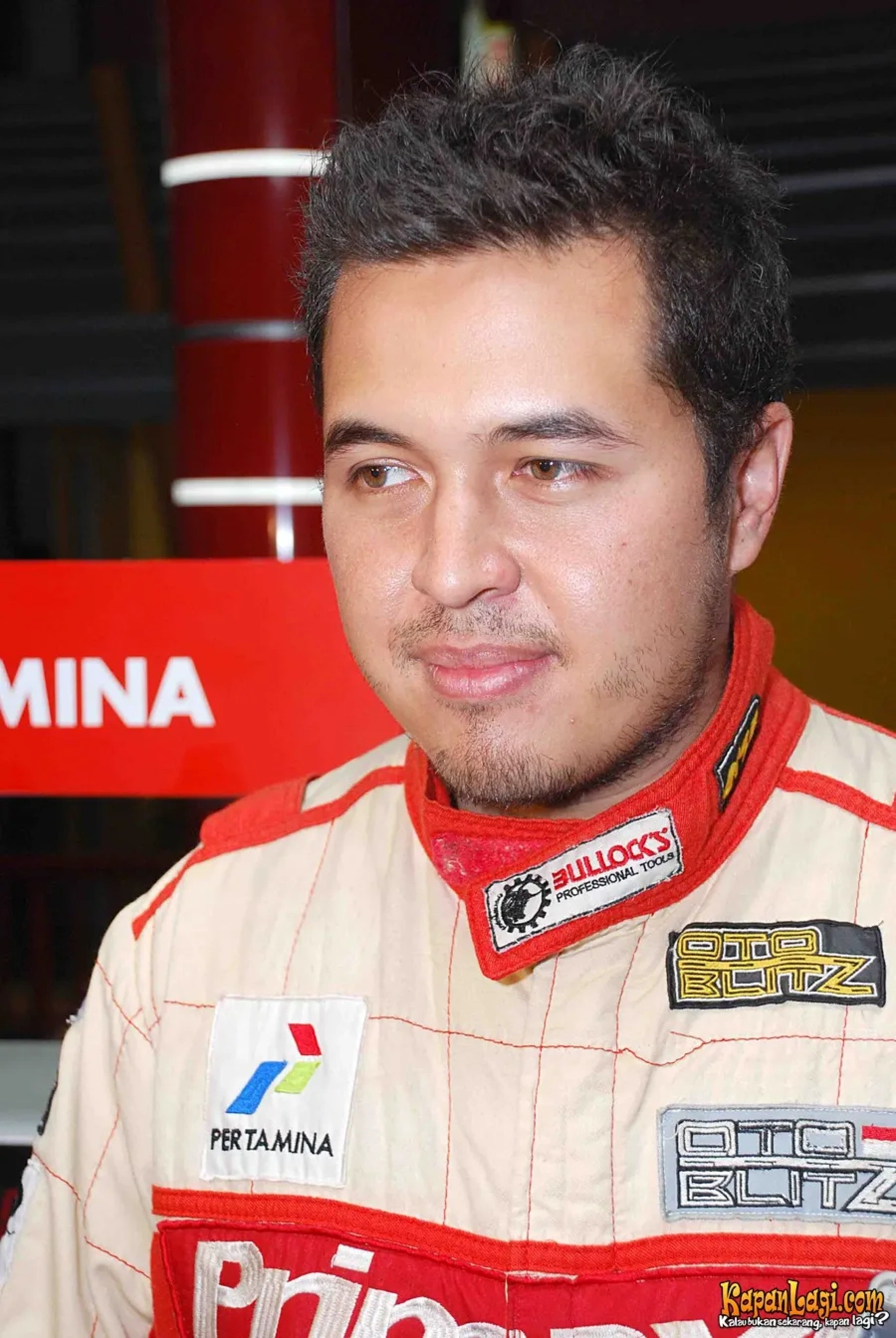 Jika Anda tidak melihat foto Rifat Sungkar, kemungkinan karena foto dengan nomor tersebut tidak tersedia di Kapanlagi.com™