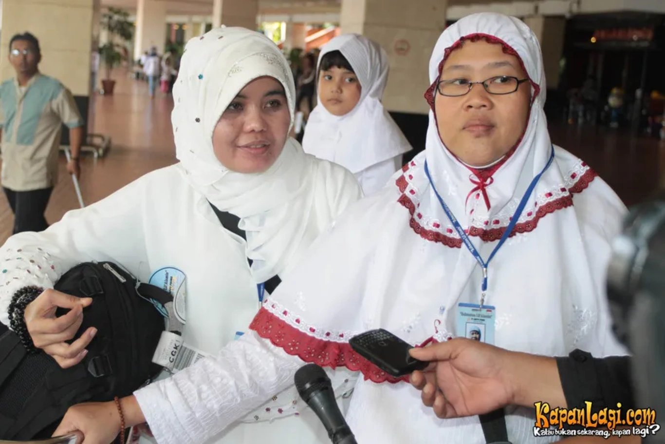 Jika Anda tidak melihat foto Rini S Bon Bon, kemungkinan karena foto dengan nomor tersebut tidak tersedia di Kapanlagi.com™