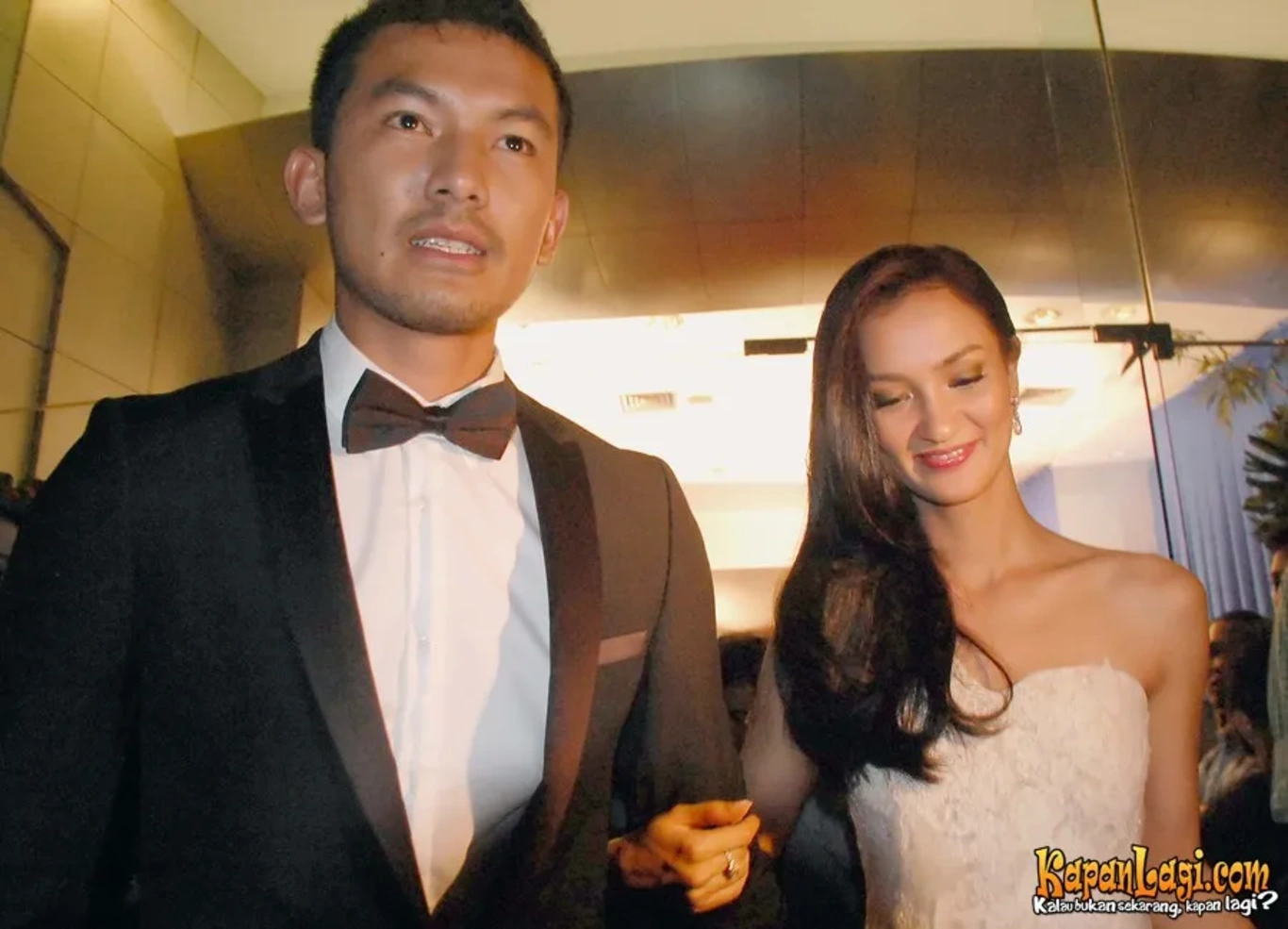 Jika Anda tidak melihat foto Rio Dewanto, kemungkinan karena foto dengan nomor tersebut tidak tersedia di Kapanlagi.com™
