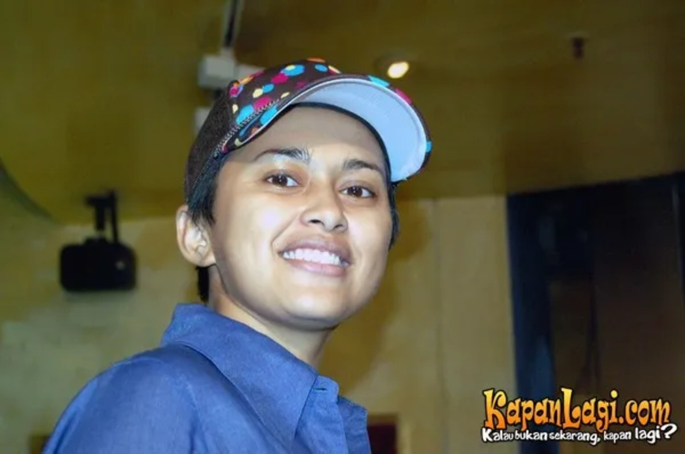 Jika Anda tidak melihat foto Sarah Sechan, kemungkinan karena foto dengan nomor tersebut tidak tersedia di Kapanlagi.com™