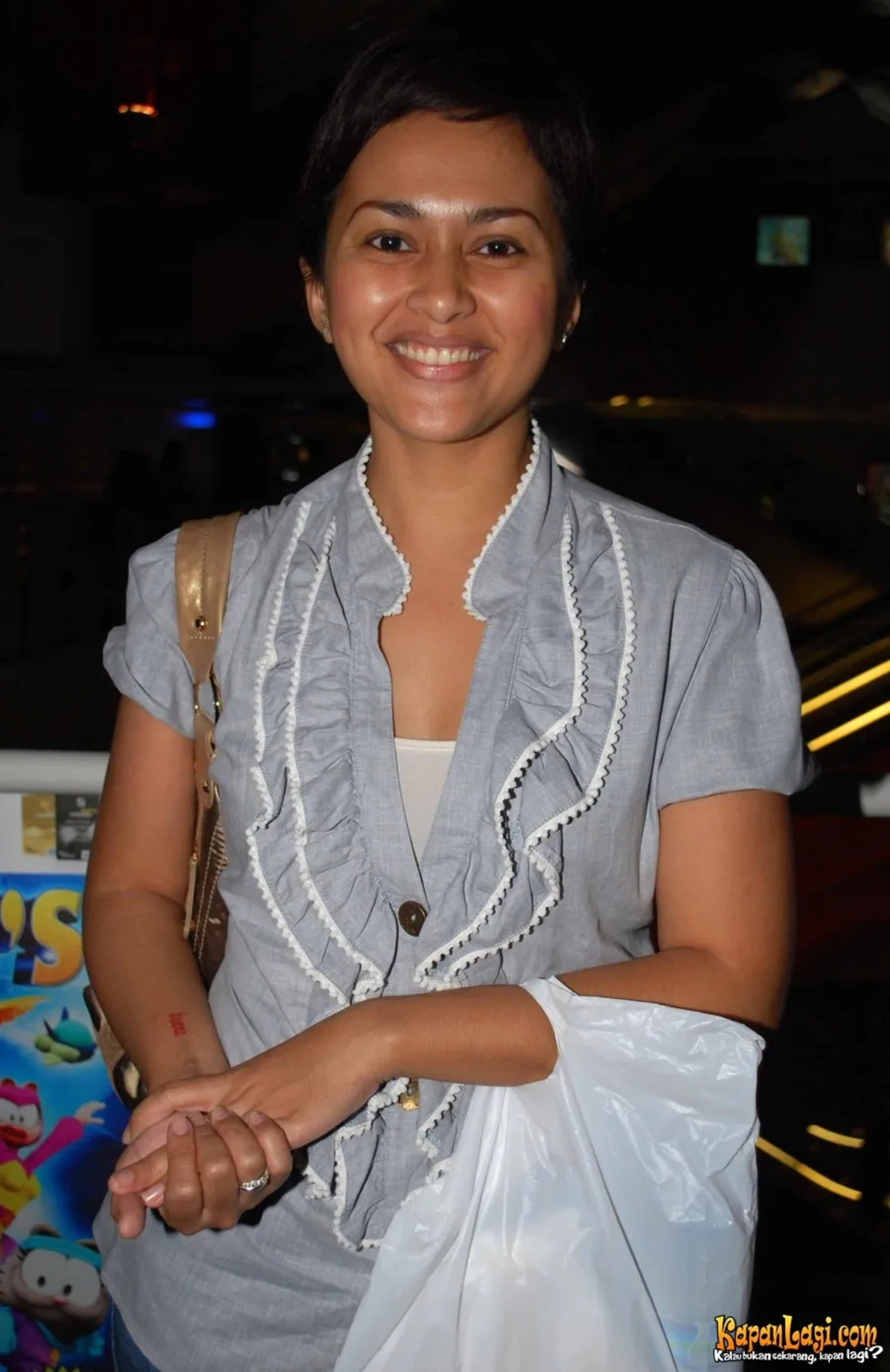 Jika Anda tidak melihat foto Sarah Sechan, kemungkinan karena foto dengan nomor tersebut tidak tersedia di Kapanlagi.com™