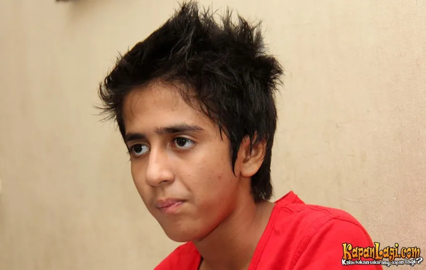 Jika Anda tidak melihat foto Sechan Zack, kemungkinan karena foto dengan nomor tersebut tidak tersedia di Kapanlagi.com™