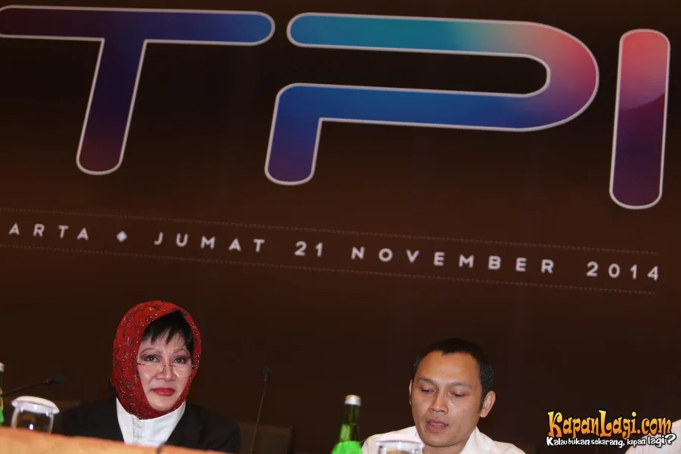 Jika Anda tidak melihat foto Siti Hardijanti Rukmana, kemungkinan karena foto dengan nomor tersebut tidak tersedia di Kapanlagi.com™