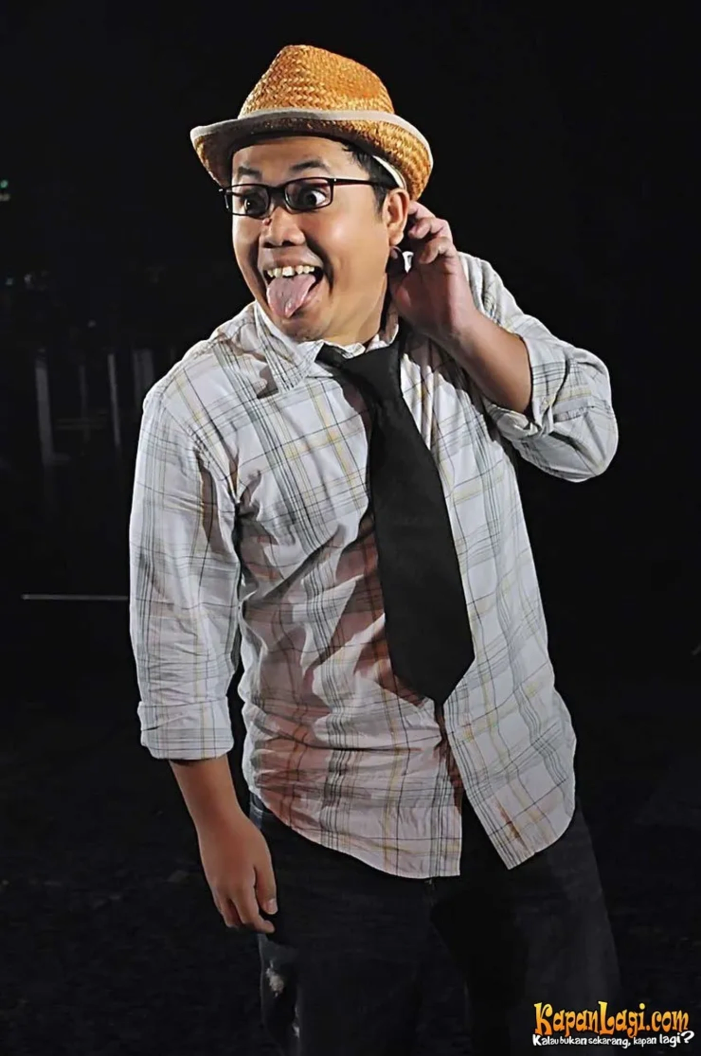 Jika Anda tidak melihat foto Sogi Indra Dhuaja, kemungkinan karena foto dengan nomor tersebut tidak tersedia di Kapanlagi.com™