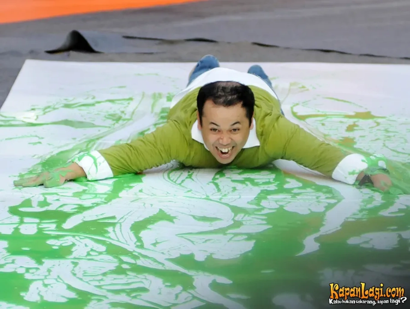 Jika Anda tidak melihat foto Sogi Indra Dhuaja, kemungkinan karena foto dengan nomor tersebut tidak tersedia di Kapanlagi.com™