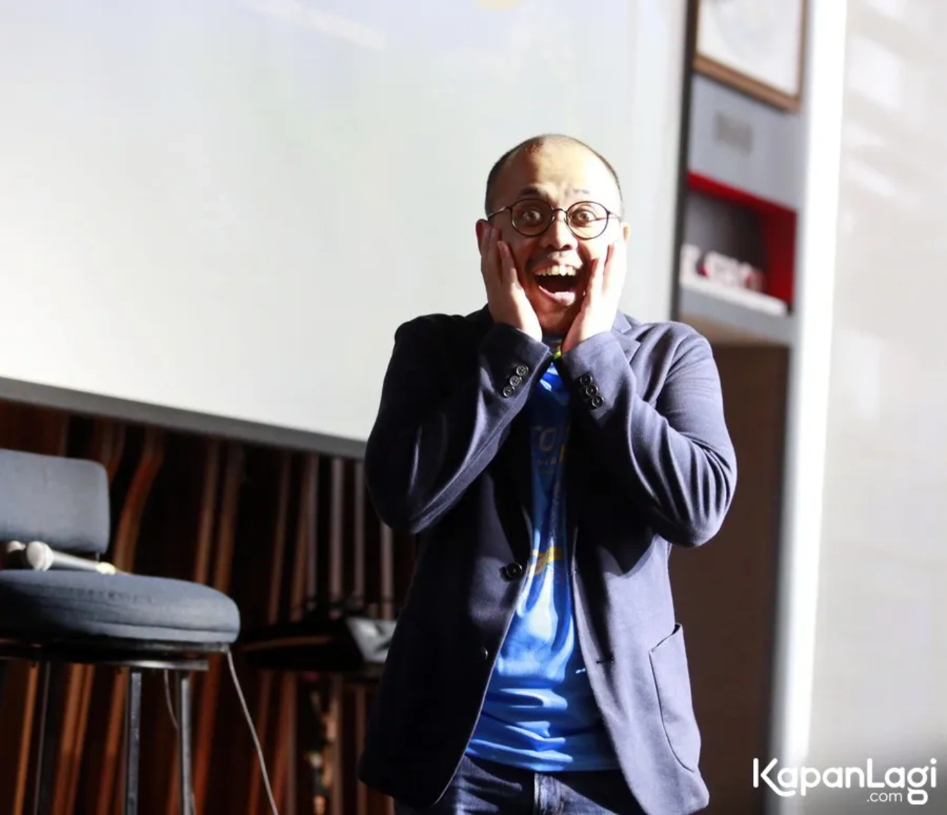 Jika Anda tidak melihat foto Sogi Indra Dhuaja, kemungkinan karena foto dengan nomor tersebut tidak tersedia di Kapanlagi.com™