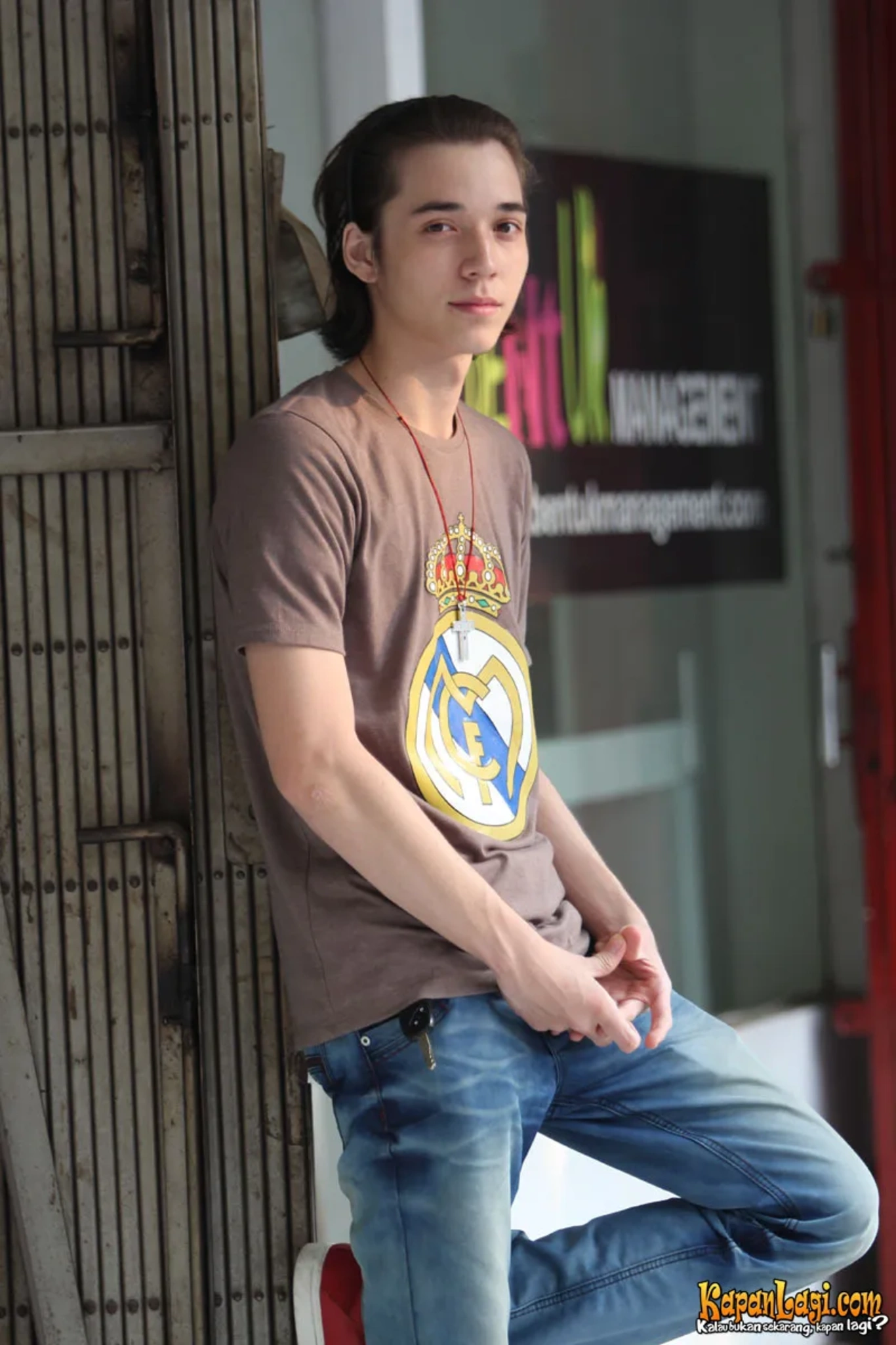 Jika Anda tidak melihat foto Stefan William, kemungkinan karena foto dengan nomor tersebut tidak tersedia di Kapanlagi.com™