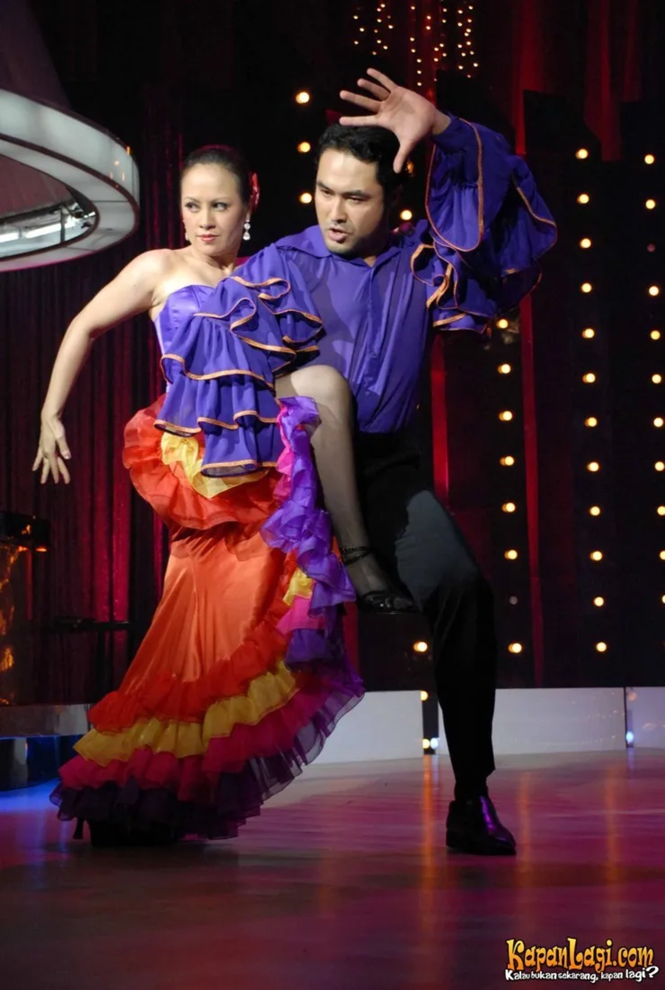 Jika Anda tidak melihat foto Surya Saputra, kemungkinan karena foto dengan nomor tersebut tidak tersedia di Kapanlagi.com™