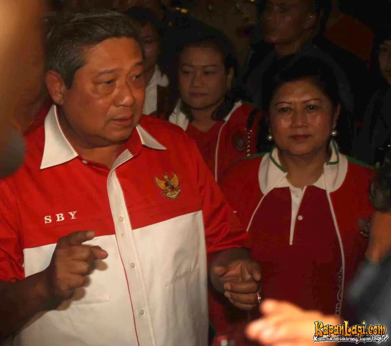 Jika Anda tidak melihat foto Susilo Bambang Yudhoyono, kemungkinan karena foto dengan nomor tersebut tidak tersedia di Kapanlagi.com™