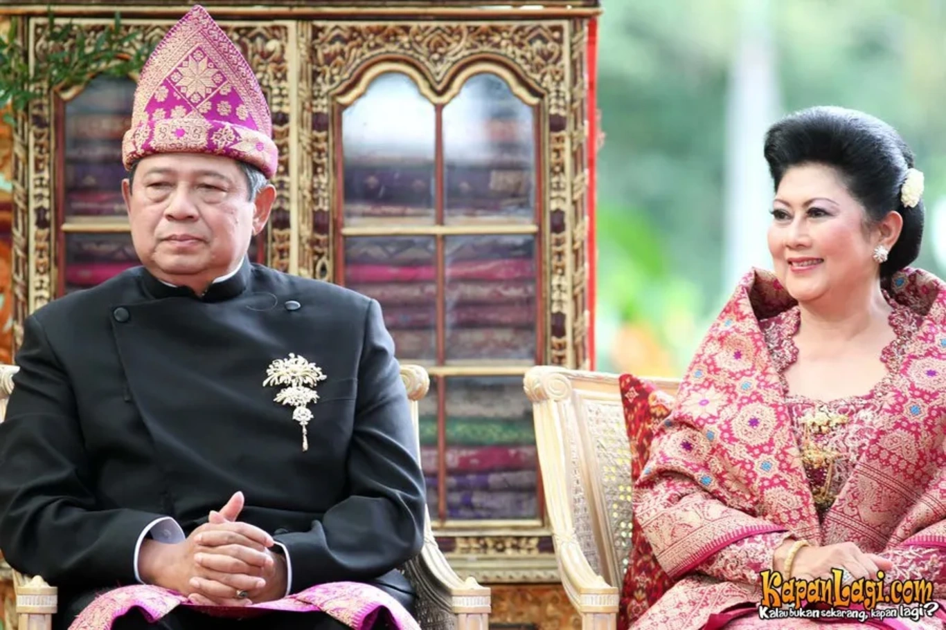 Jika Anda tidak melihat foto Susilo Bambang Yudhoyono, kemungkinan karena foto dengan nomor tersebut tidak tersedia di Kapanlagi.com™