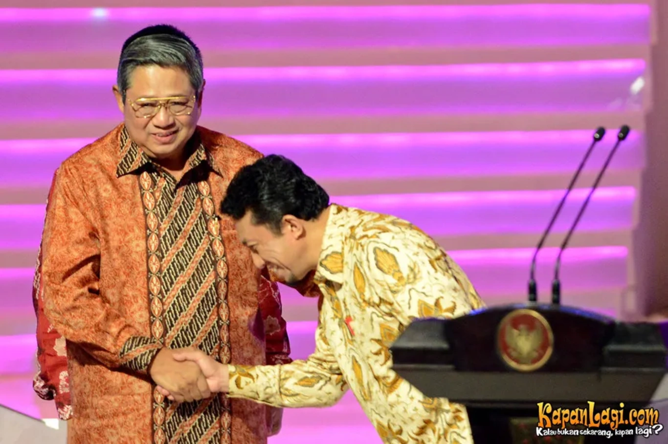 Jika Anda tidak melihat foto Susilo Bambang Yudhoyono, kemungkinan karena foto dengan nomor tersebut tidak tersedia di Kapanlagi.com™