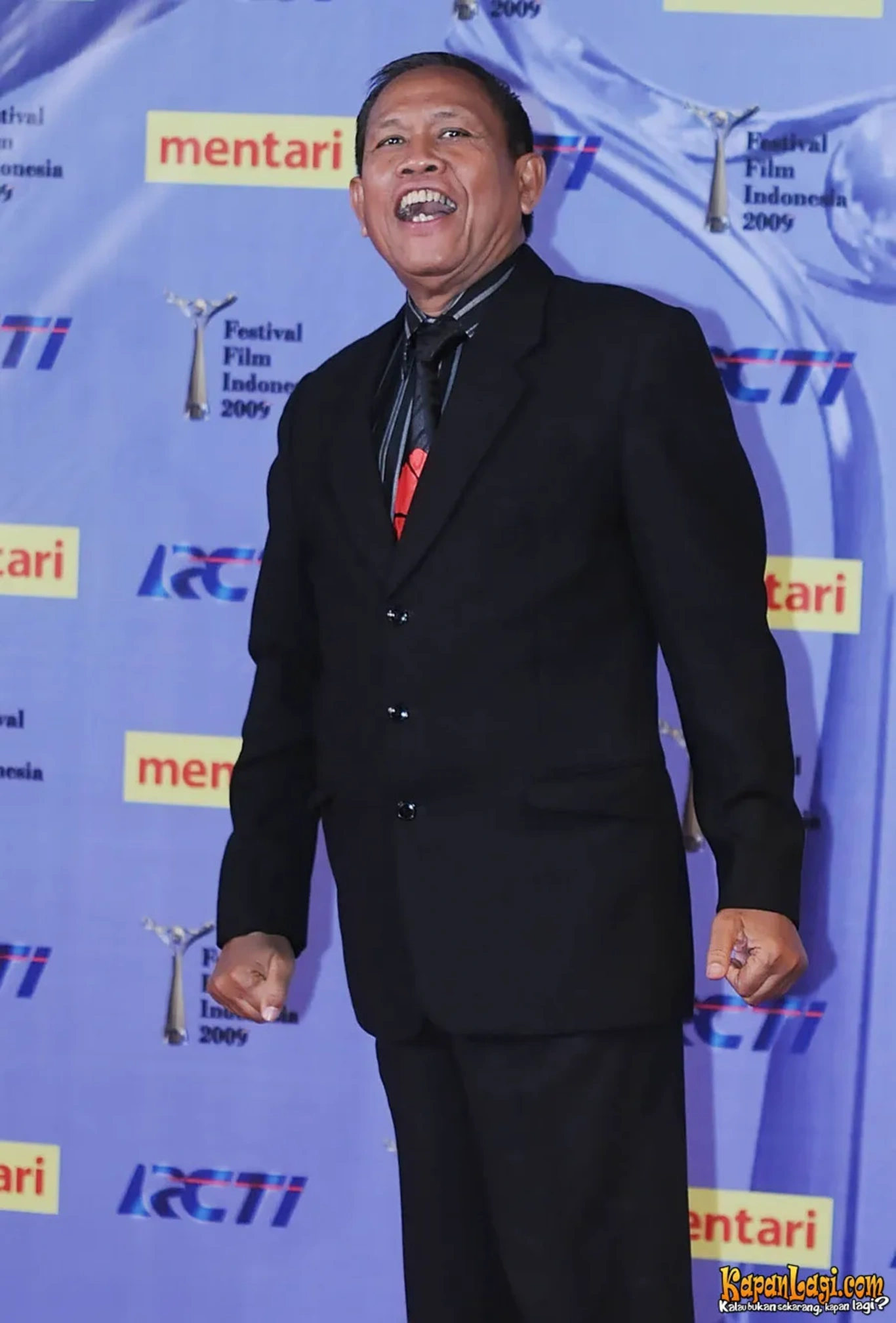 Jika Anda tidak melihat foto Tarsan, kemungkinan karena foto dengan nomor tersebut tidak tersedia di Kapanlagi.com™