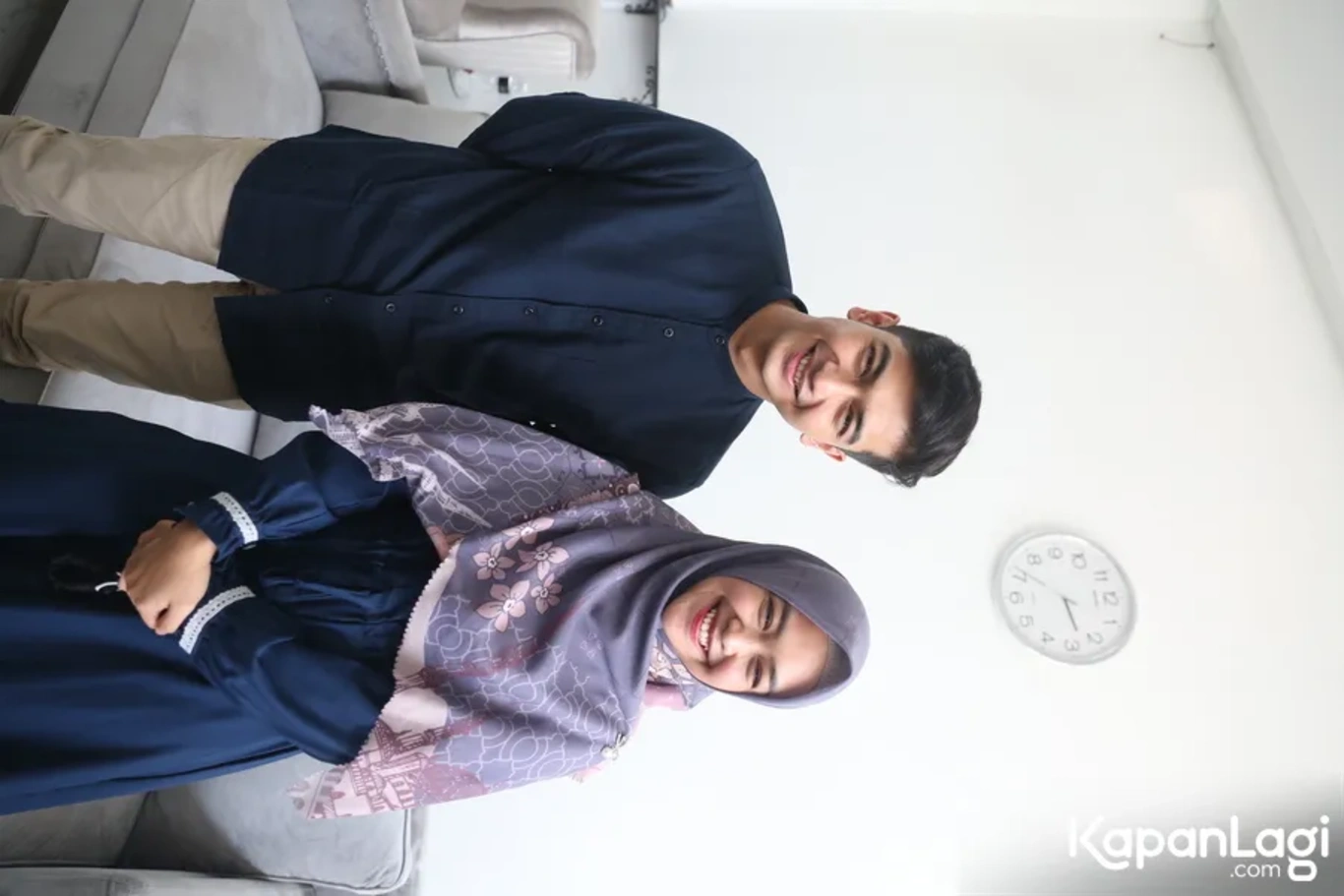 Jika Anda tidak melihat foto Teuku Rushariandi, kemungkinan karena foto dengan nomor tersebut tidak tersedia di Kapanlagi.com™