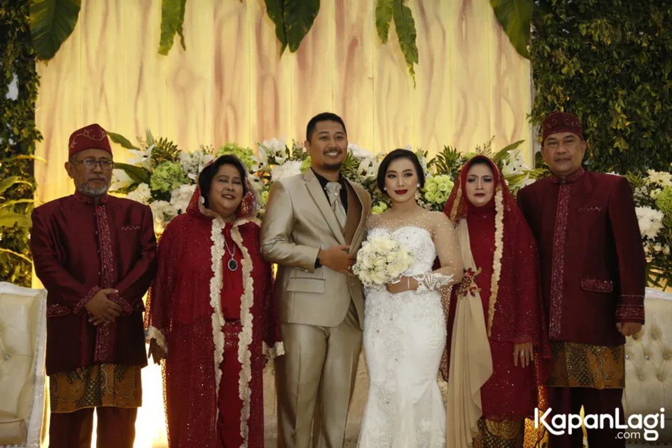 Jika Anda tidak melihat foto Thalia Gracia Meicy Karno, kemungkinan karena foto dengan nomor tersebut tidak tersedia di Kapanlagi.com™