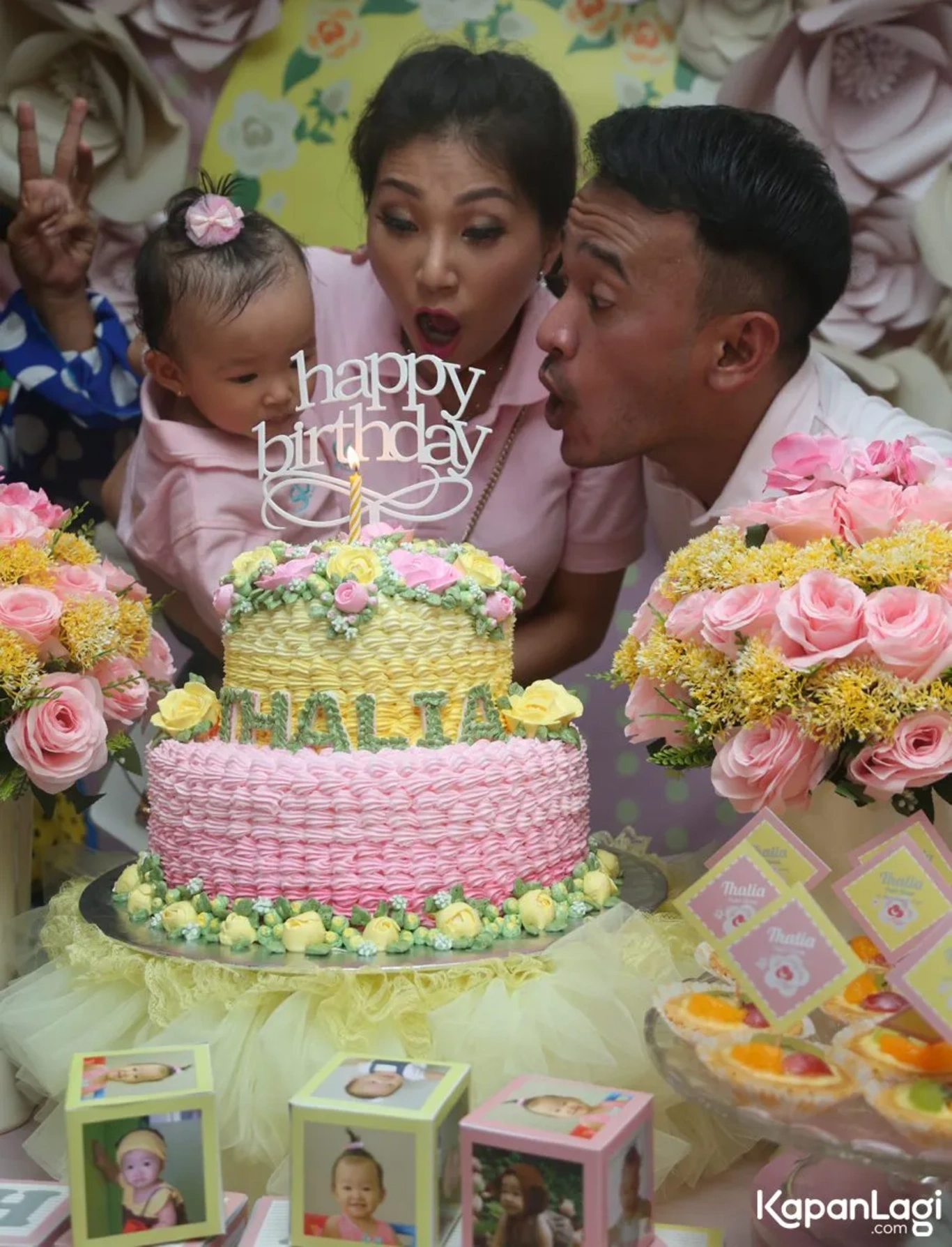 Jika Anda tidak melihat foto Thalia Putri Onsu, kemungkinan karena foto dengan nomor tersebut tidak tersedia di Kapanlagi.com™