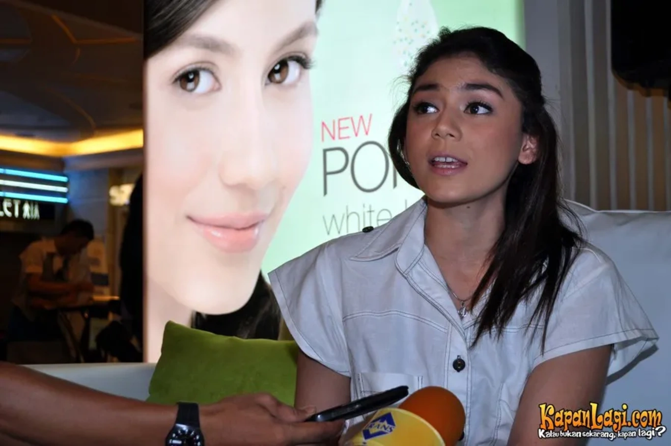 Jika Anda tidak melihat foto Thalita Annemarie Latief, kemungkinan karena foto dengan nomor tersebut tidak tersedia di Kapanlagi.com™