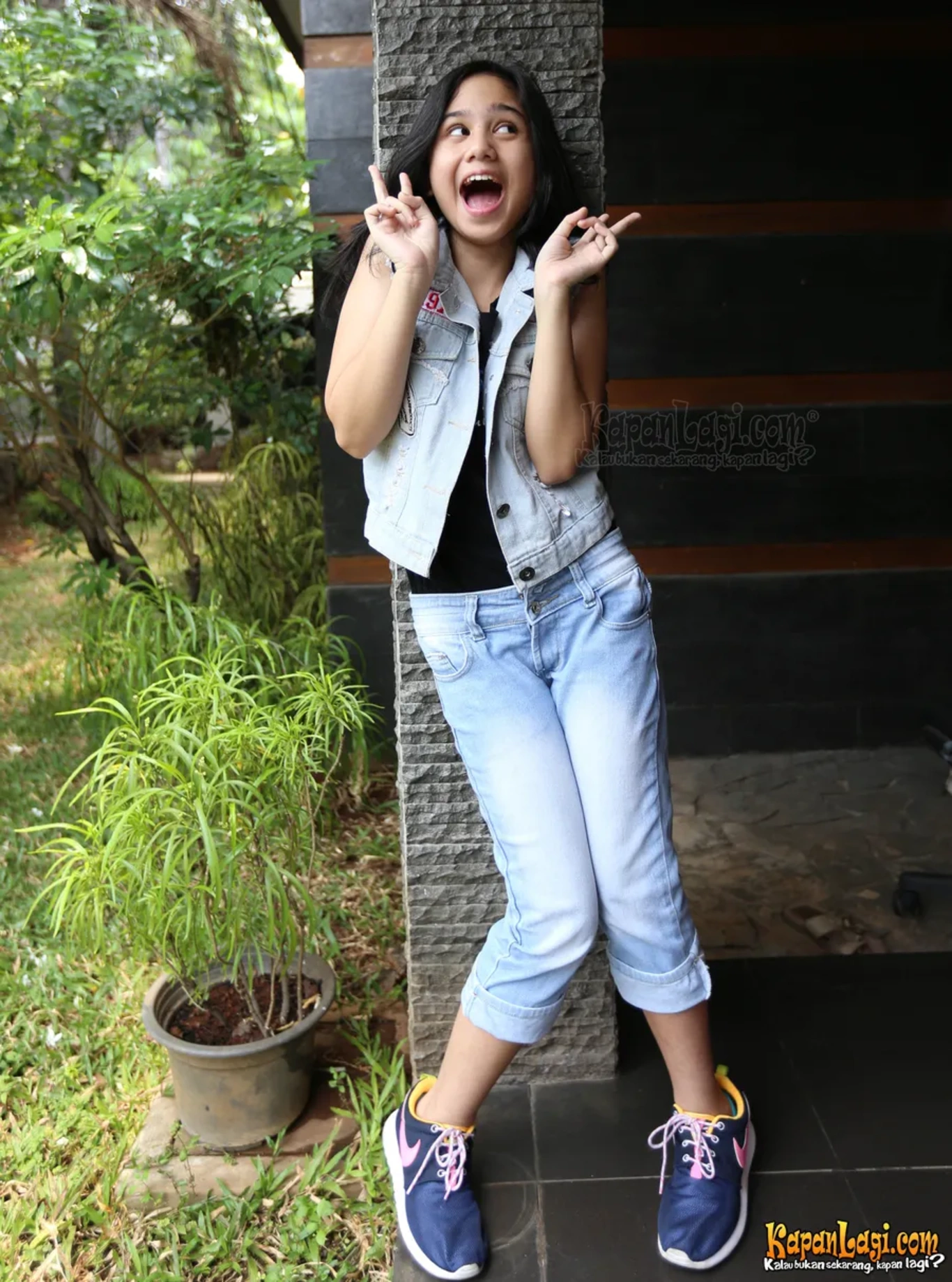 Jika Anda tidak melihat foto Tissa Biani, kemungkinan karena foto dengan nomor tersebut tidak tersedia di Kapanlagi.com™